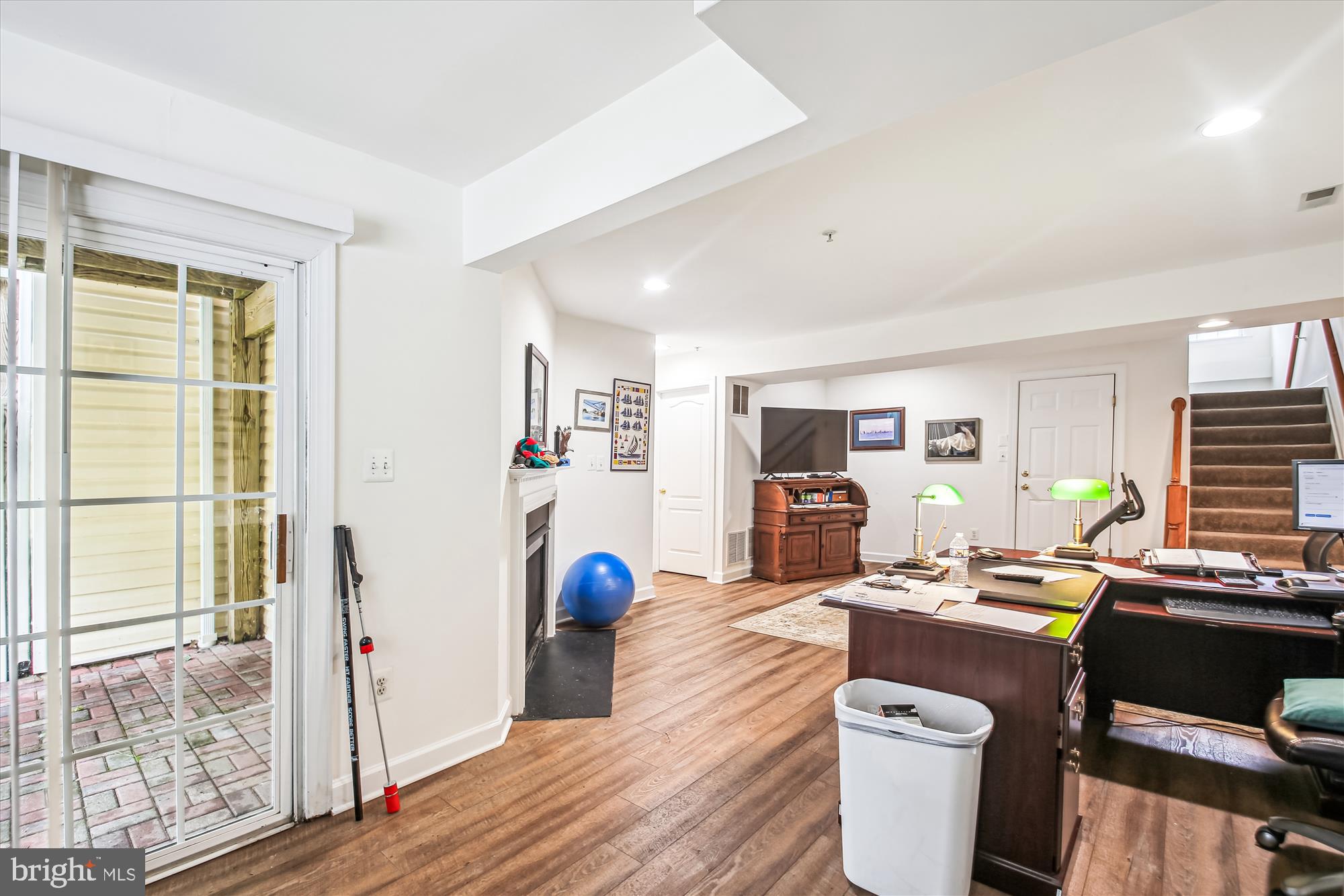 SOUTH RIVER COLONY - Residential Lease