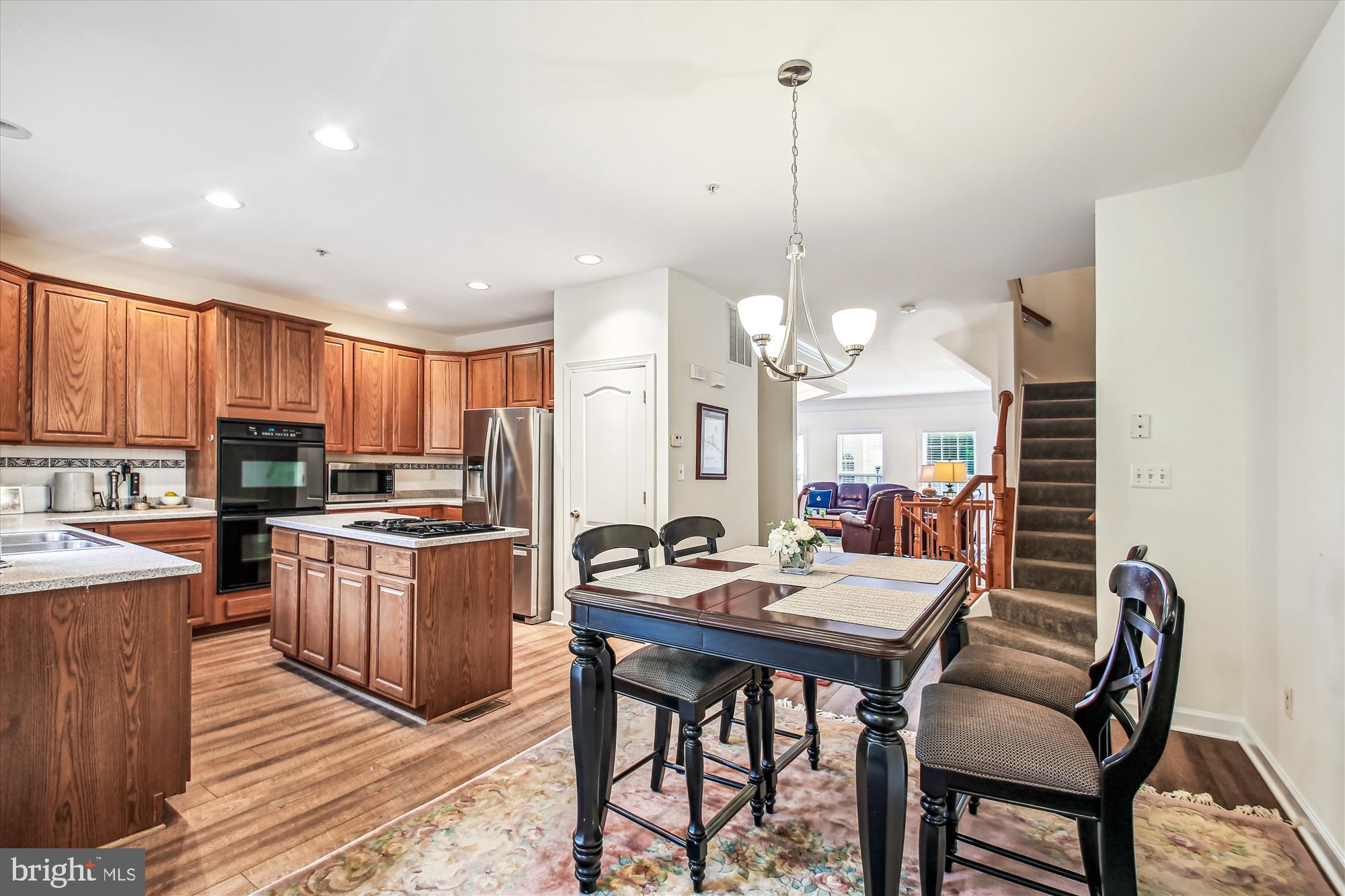 SOUTH RIVER COLONY - Residential Lease