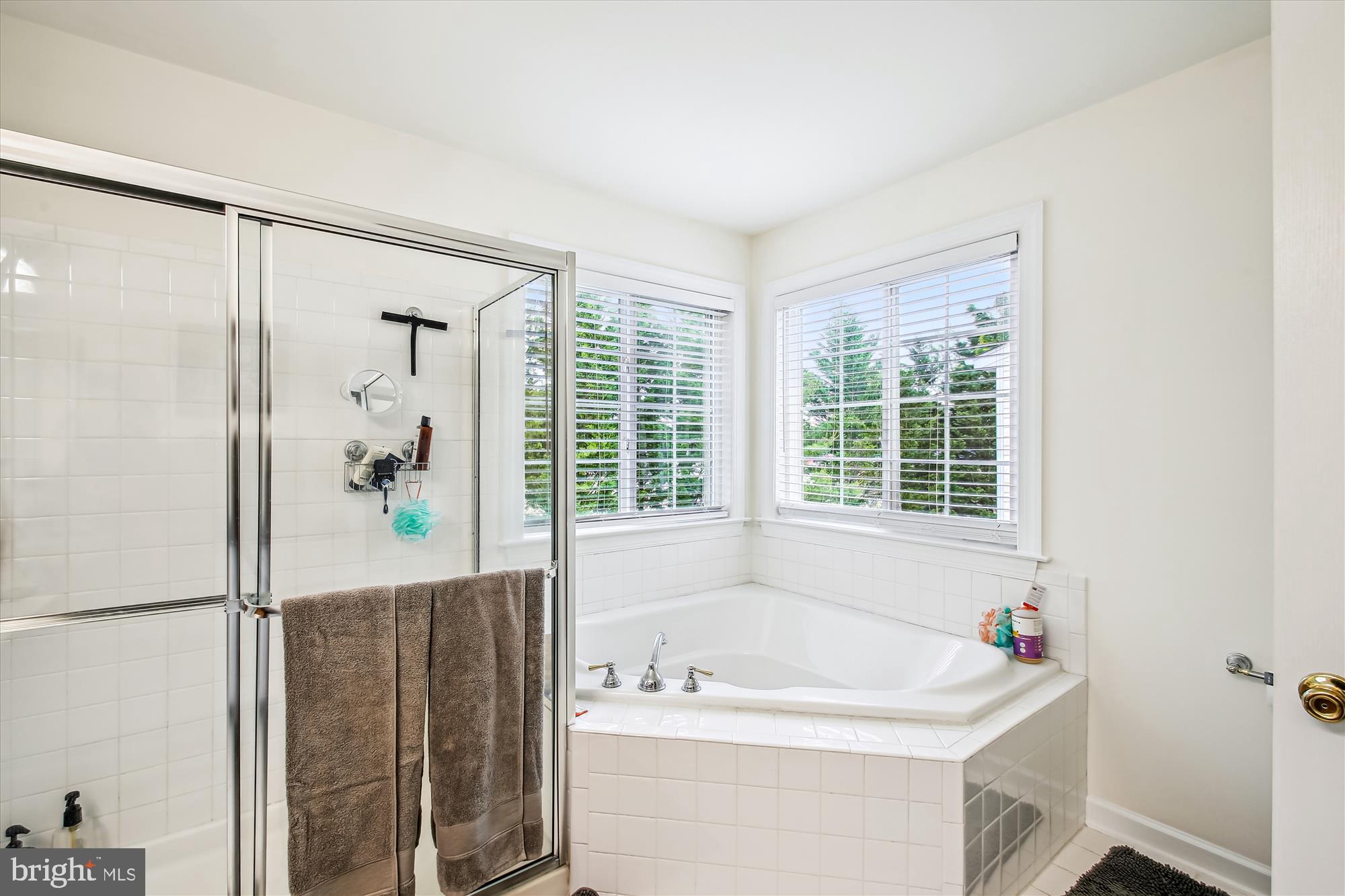 SOUTH RIVER COLONY - Residential Lease