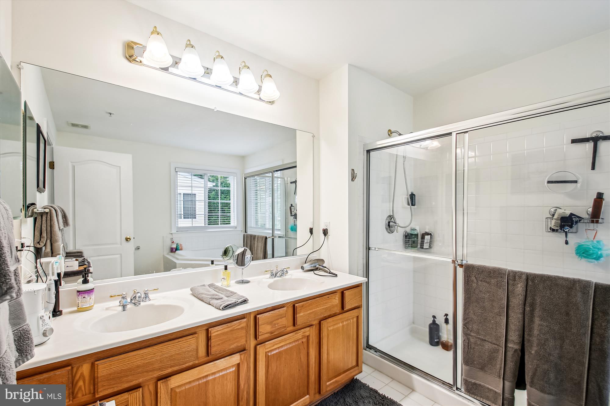 SOUTH RIVER COLONY - Residential Lease