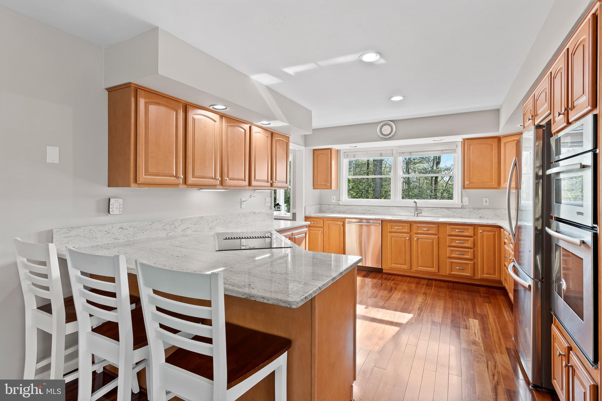 NORTH RIVER FOREST - Residential