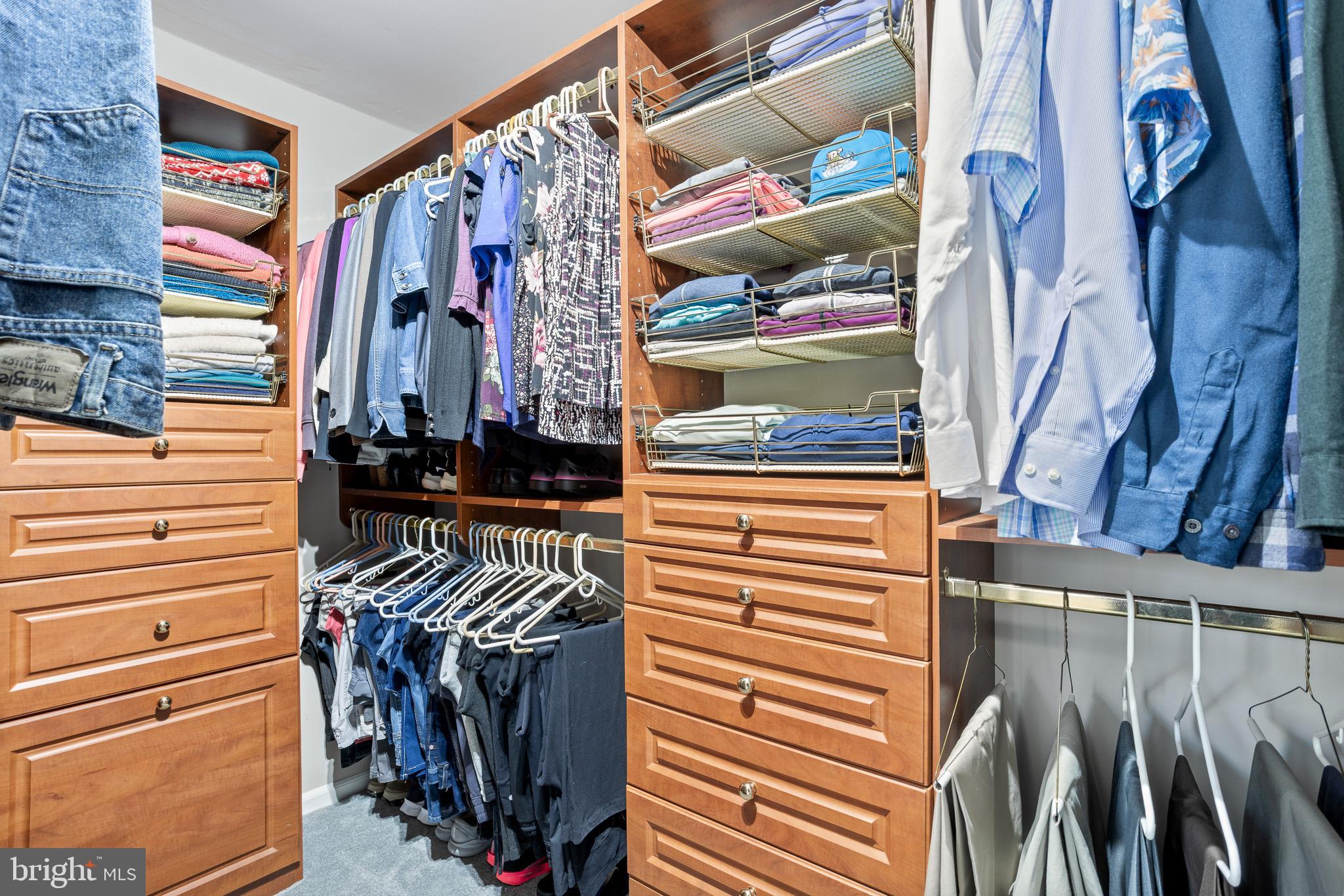 NORTH RIVER FOREST - Residential