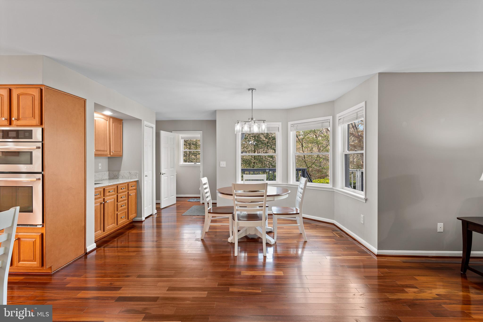 NORTH RIVER FOREST - Residential