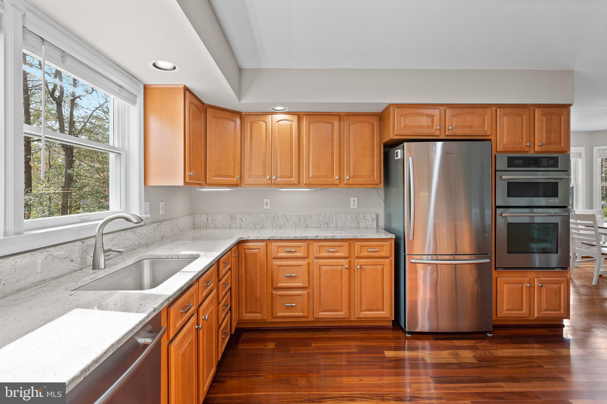 NORTH RIVER FOREST - Residential