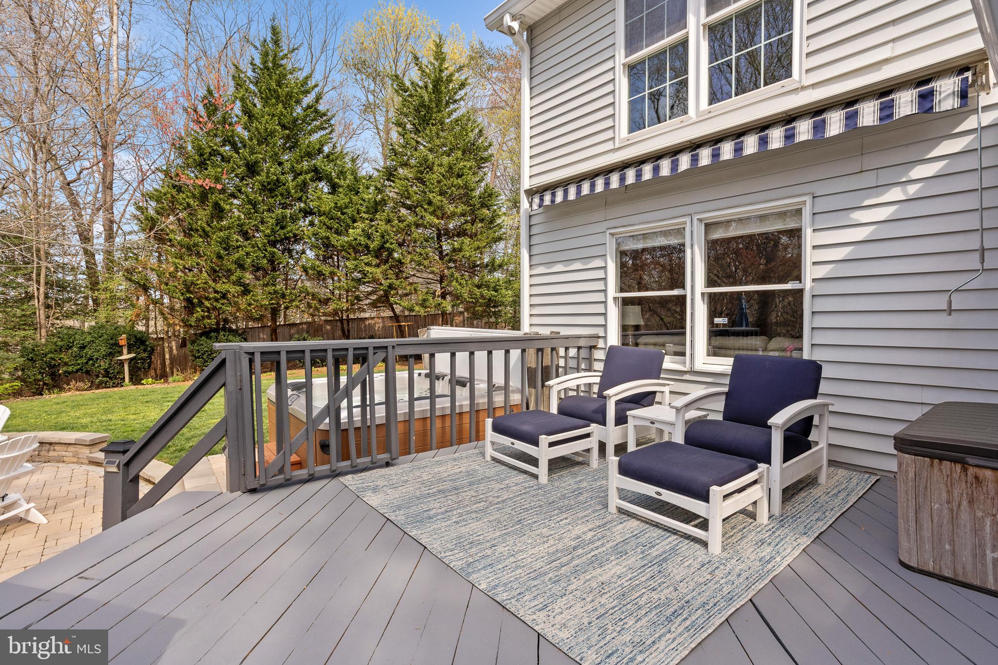 NORTH RIVER FOREST - Residential