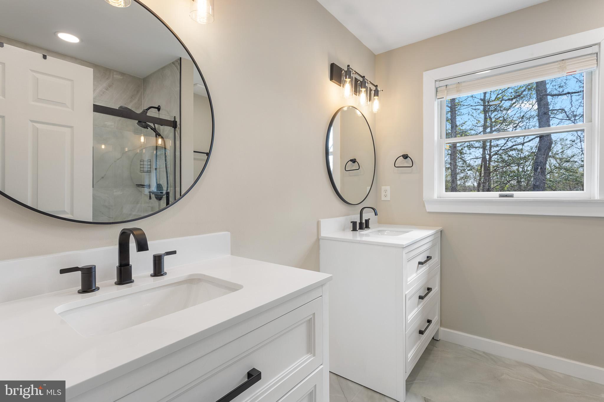 NORTH RIVER FOREST - Residential