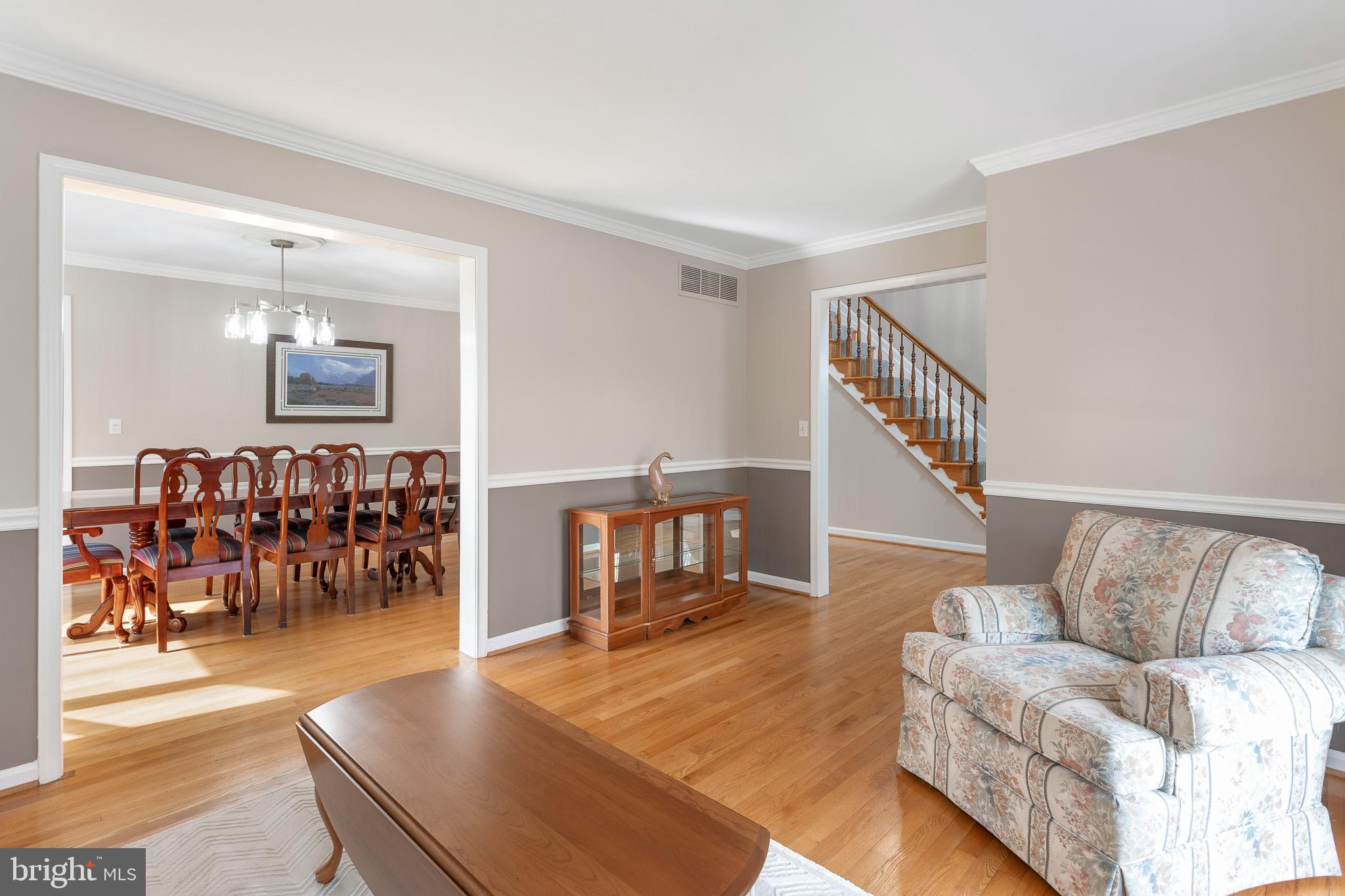 NORTH RIVER FOREST - Residential