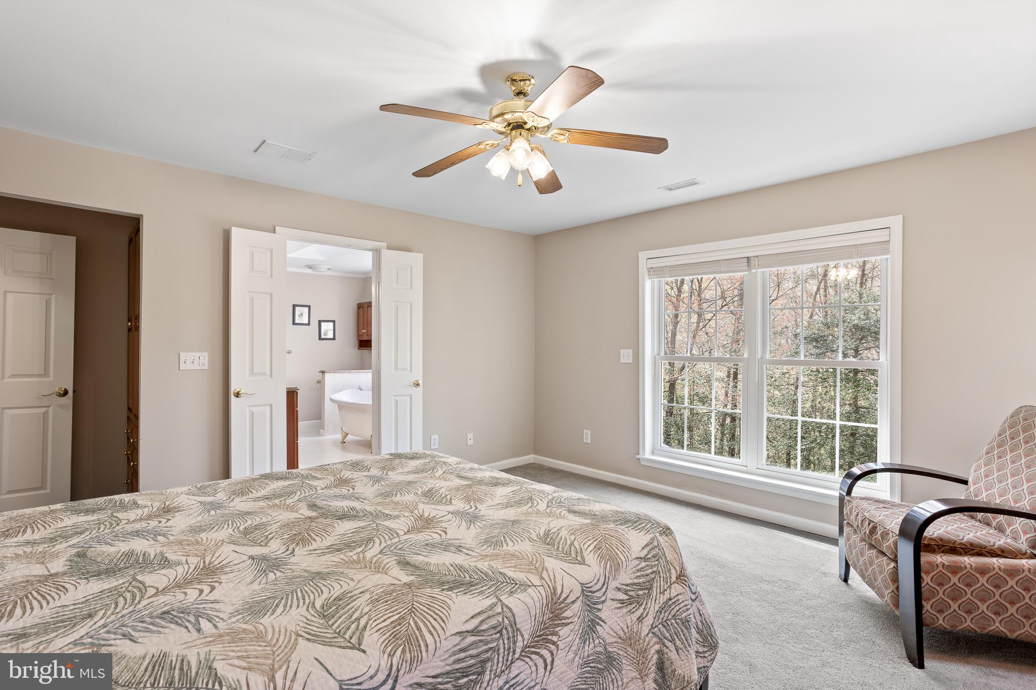 NORTH RIVER FOREST - Residential