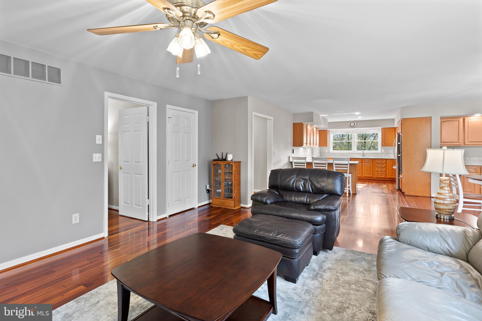 NORTH RIVER FOREST - Residential