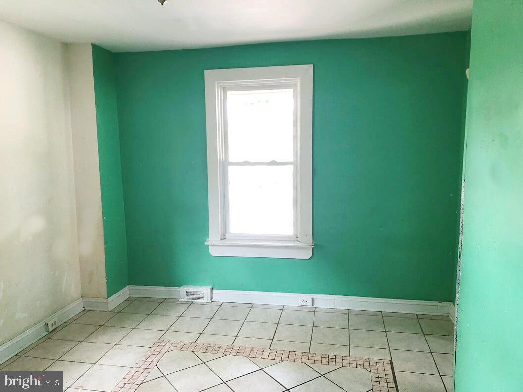 WAVERLY - Residential