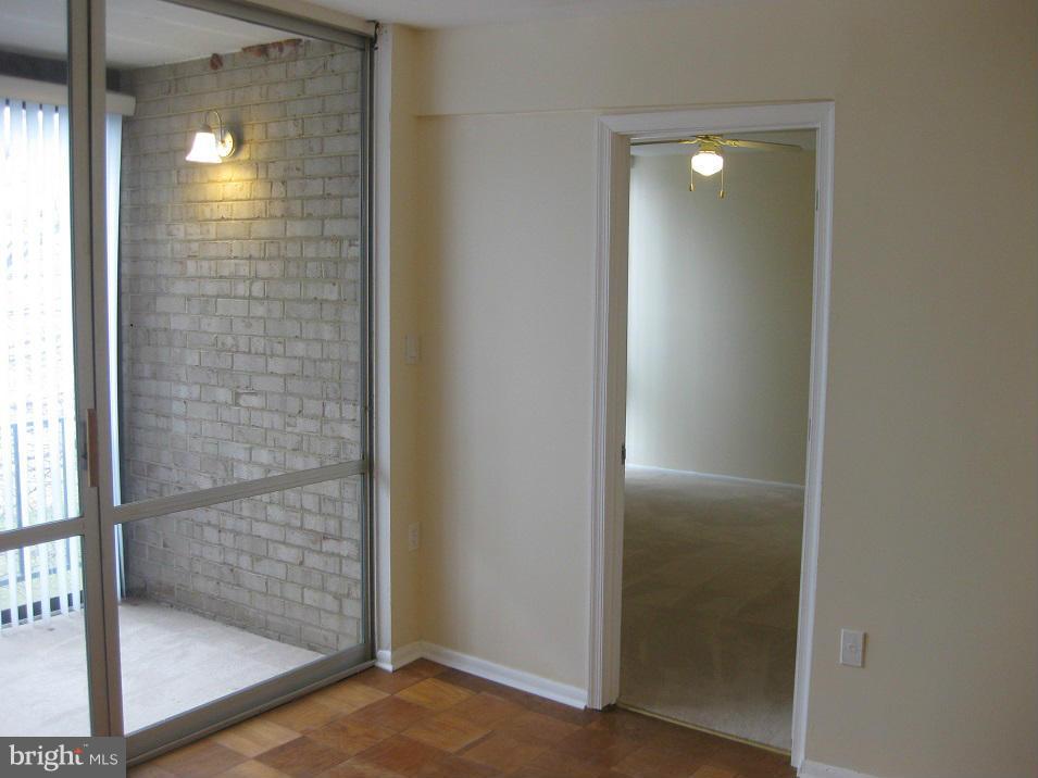 CHELSEA WOODS-PHASE 3> - Residential Lease