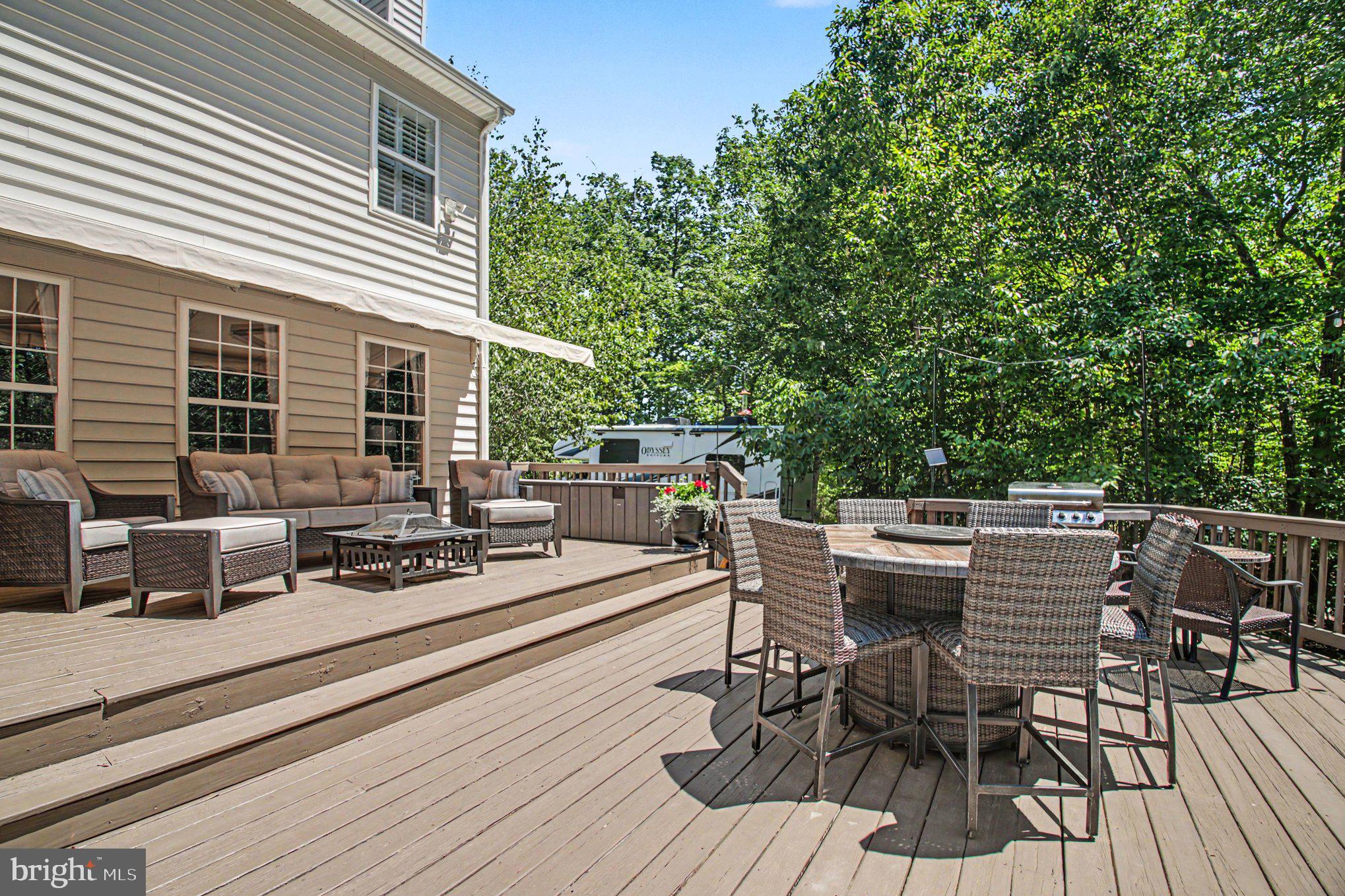 335 GENTLE BREEZE CIRCLE