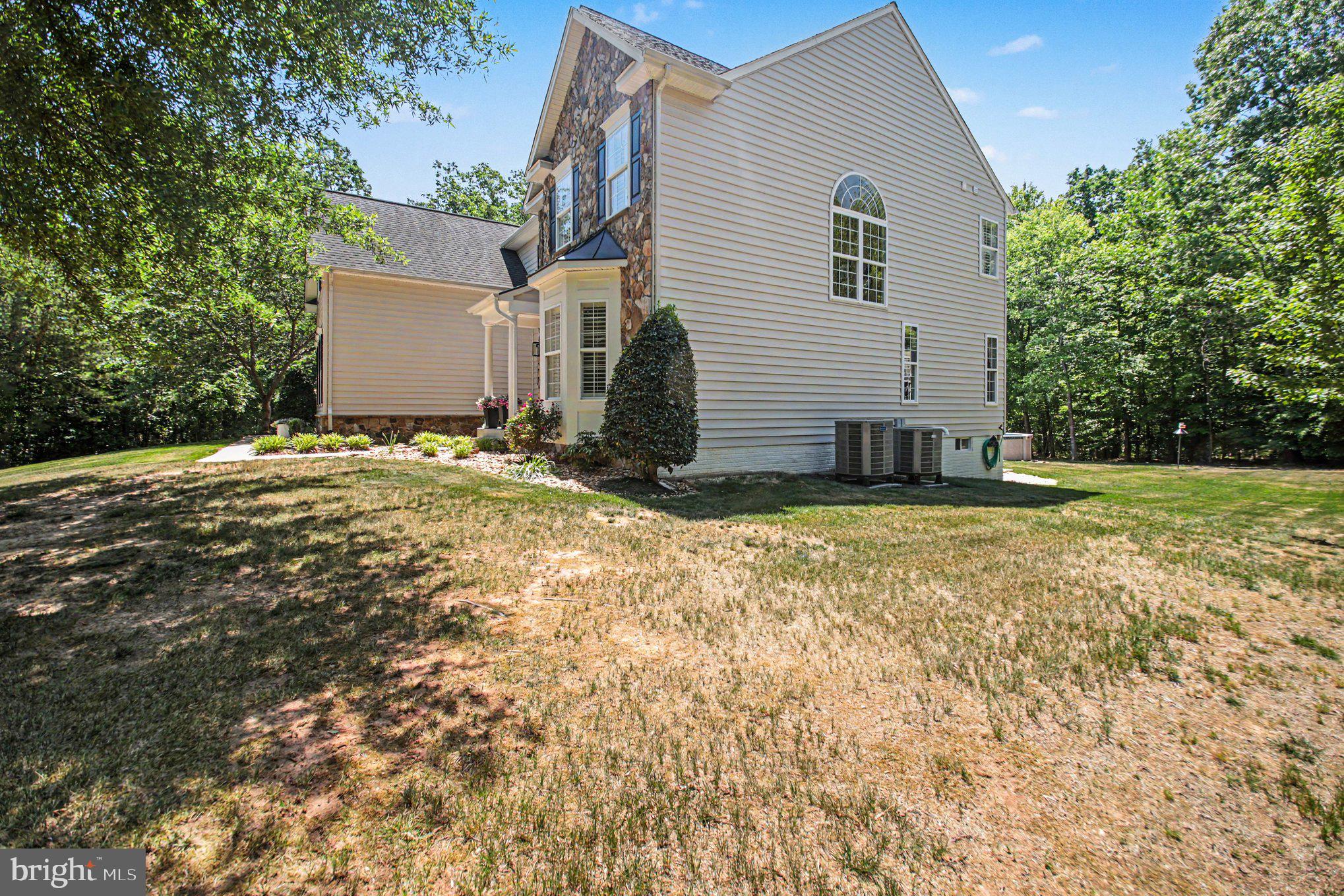 335 GENTLE BREEZE CIRCLE