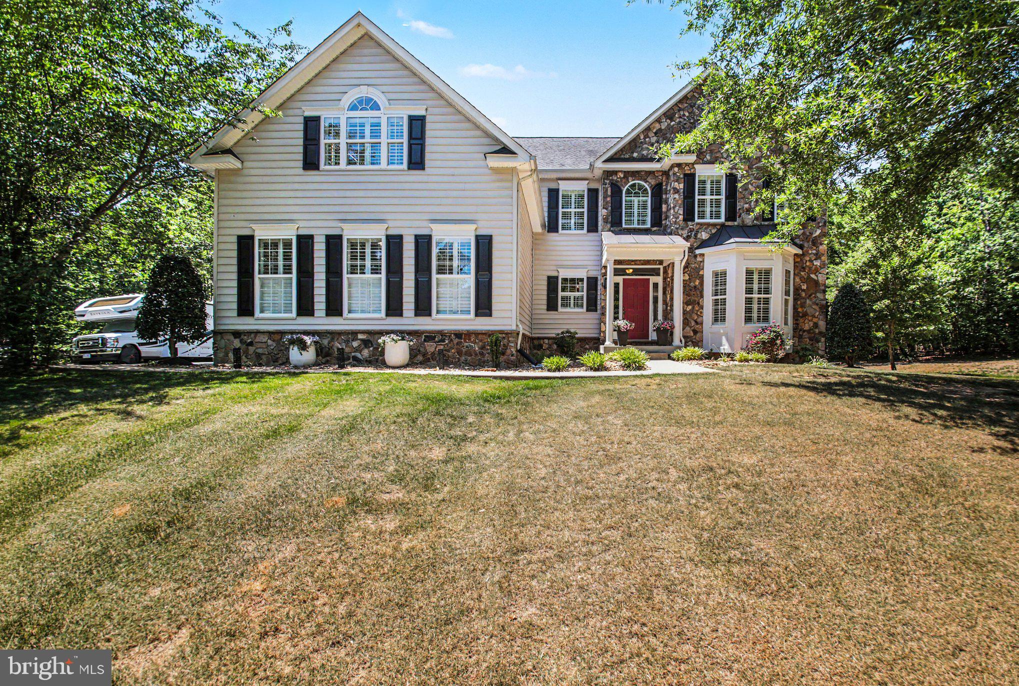 335 GENTLE BREEZE CIRCLE