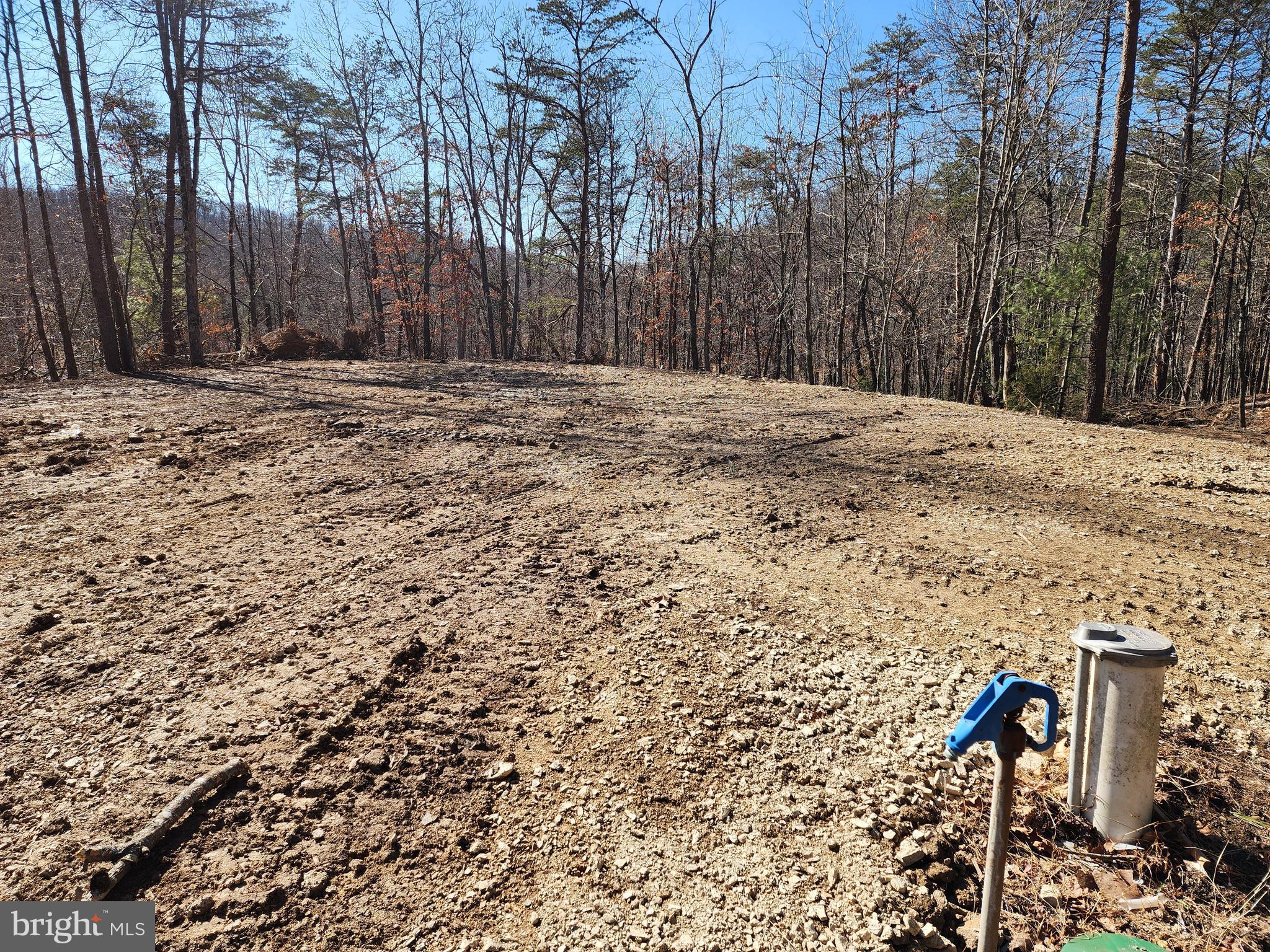 MATHIAS ESTATES - Land