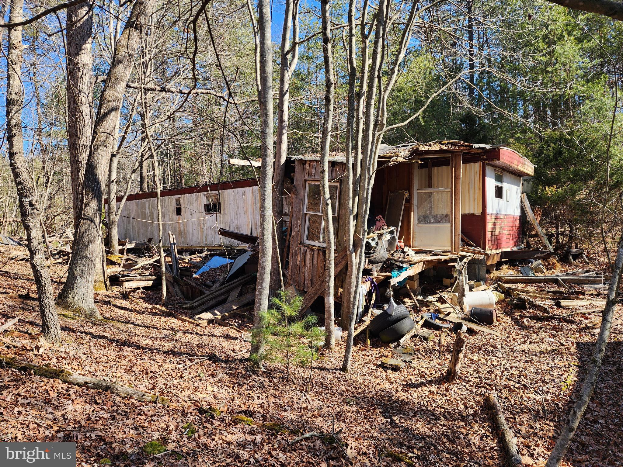 MATHIAS ESTATES - Land