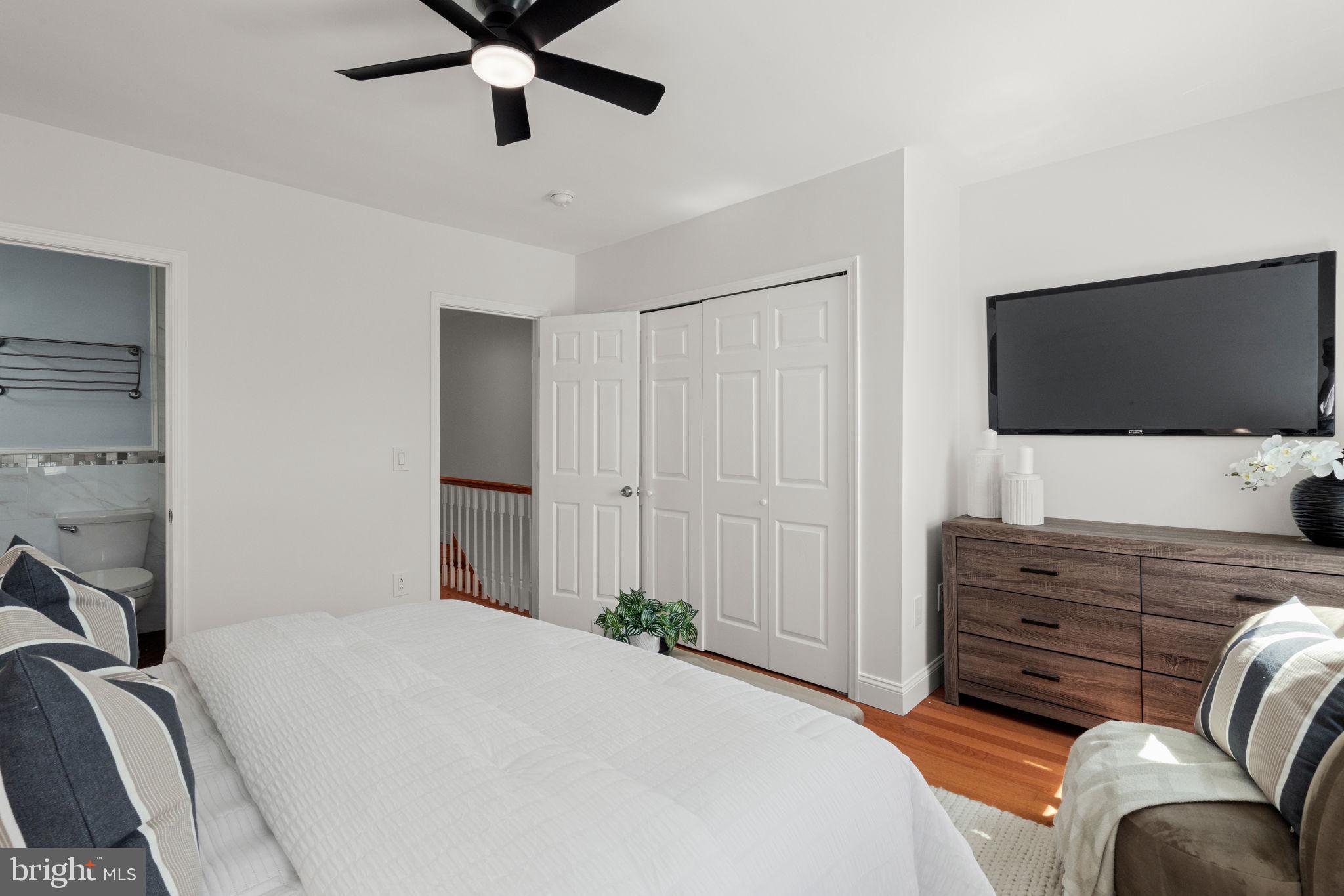 POINT BREEZE - Residential