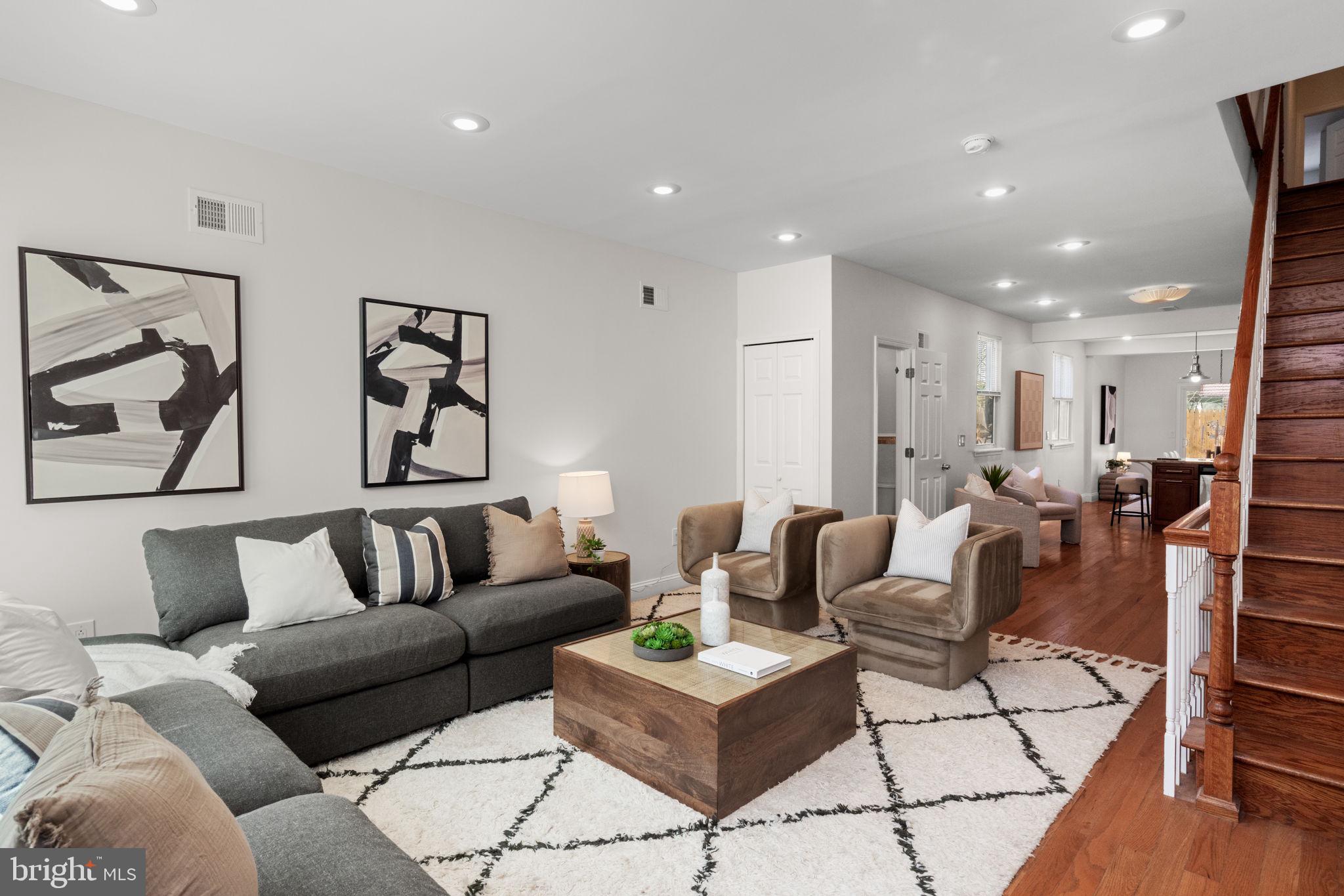 POINT BREEZE - Residential