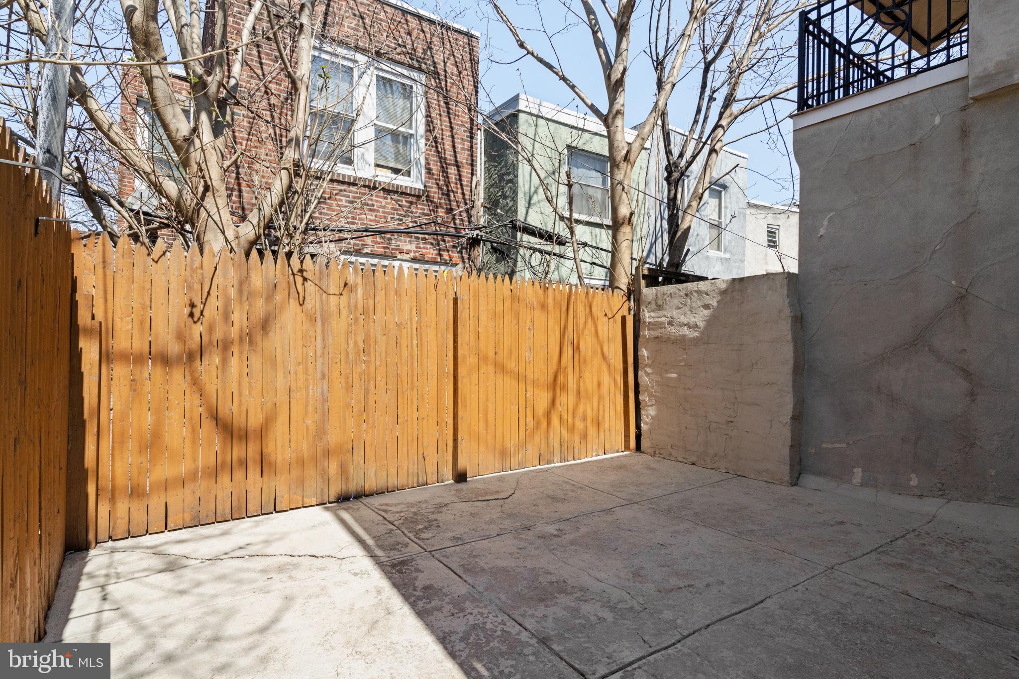 POINT BREEZE - Residential