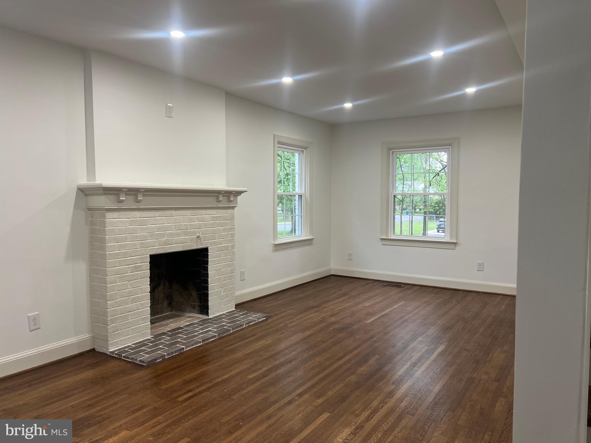 NORTH HAGERSTOWN - Residential