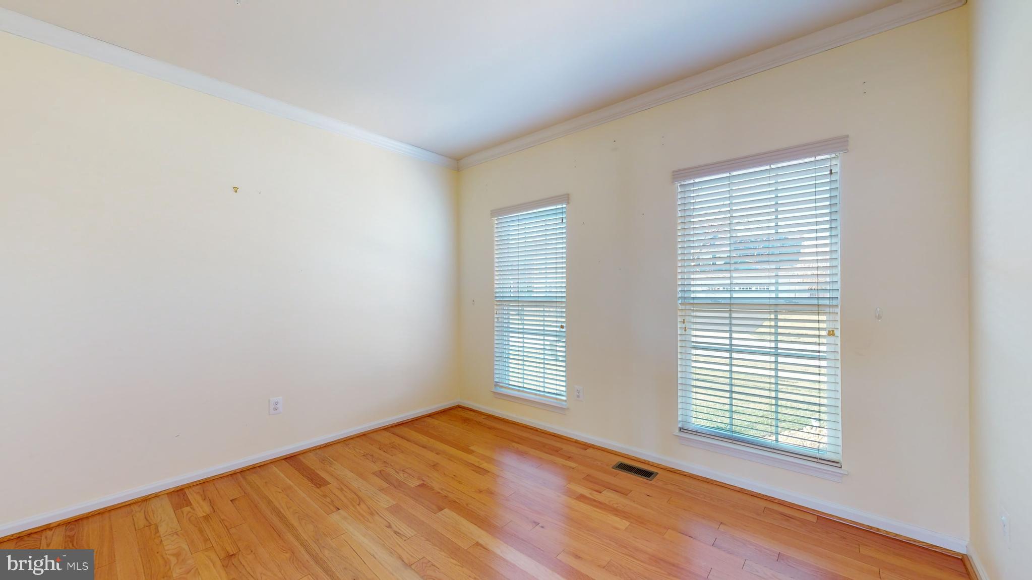 BRENTWOOD - Residential