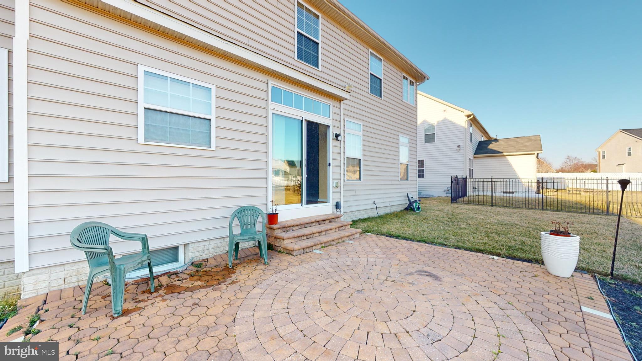 BRENTWOOD - Residential