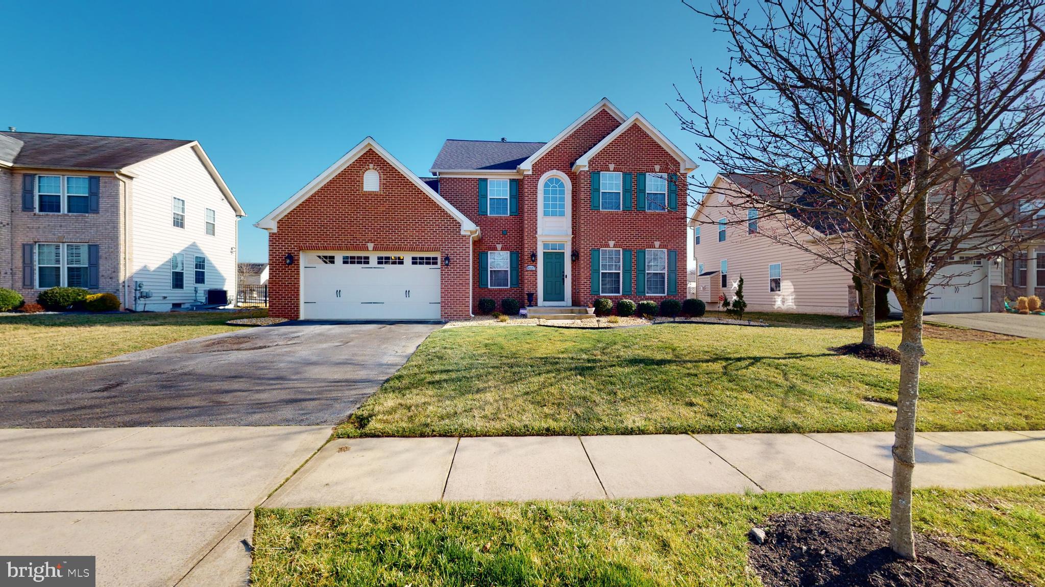 BRENTWOOD - Residential