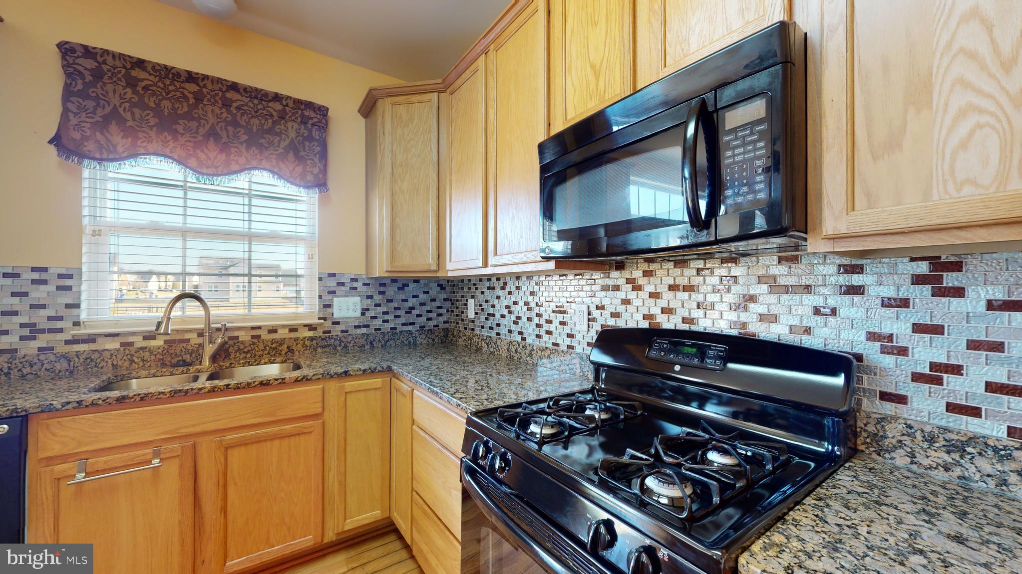 BRENTWOOD - Residential