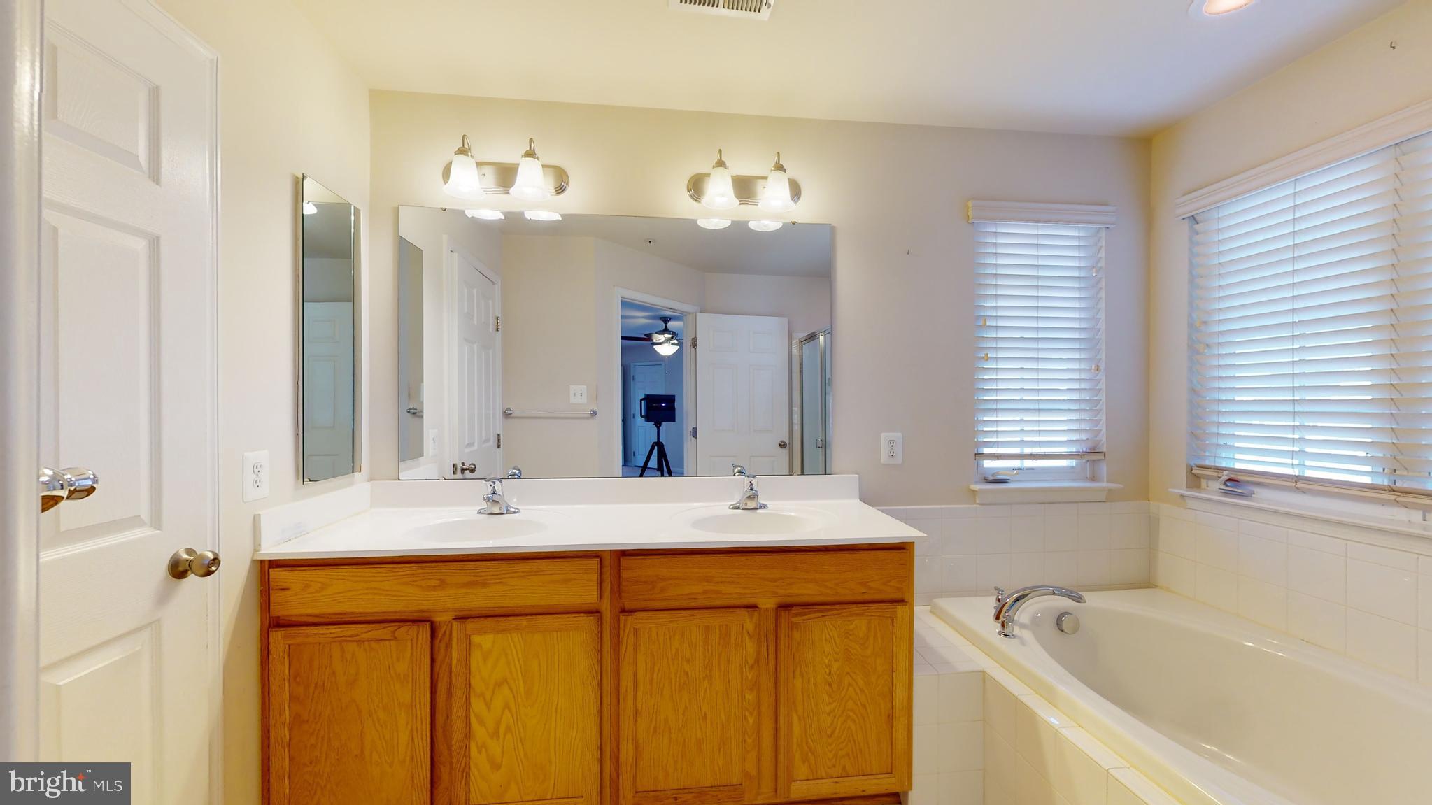 BRENTWOOD - Residential