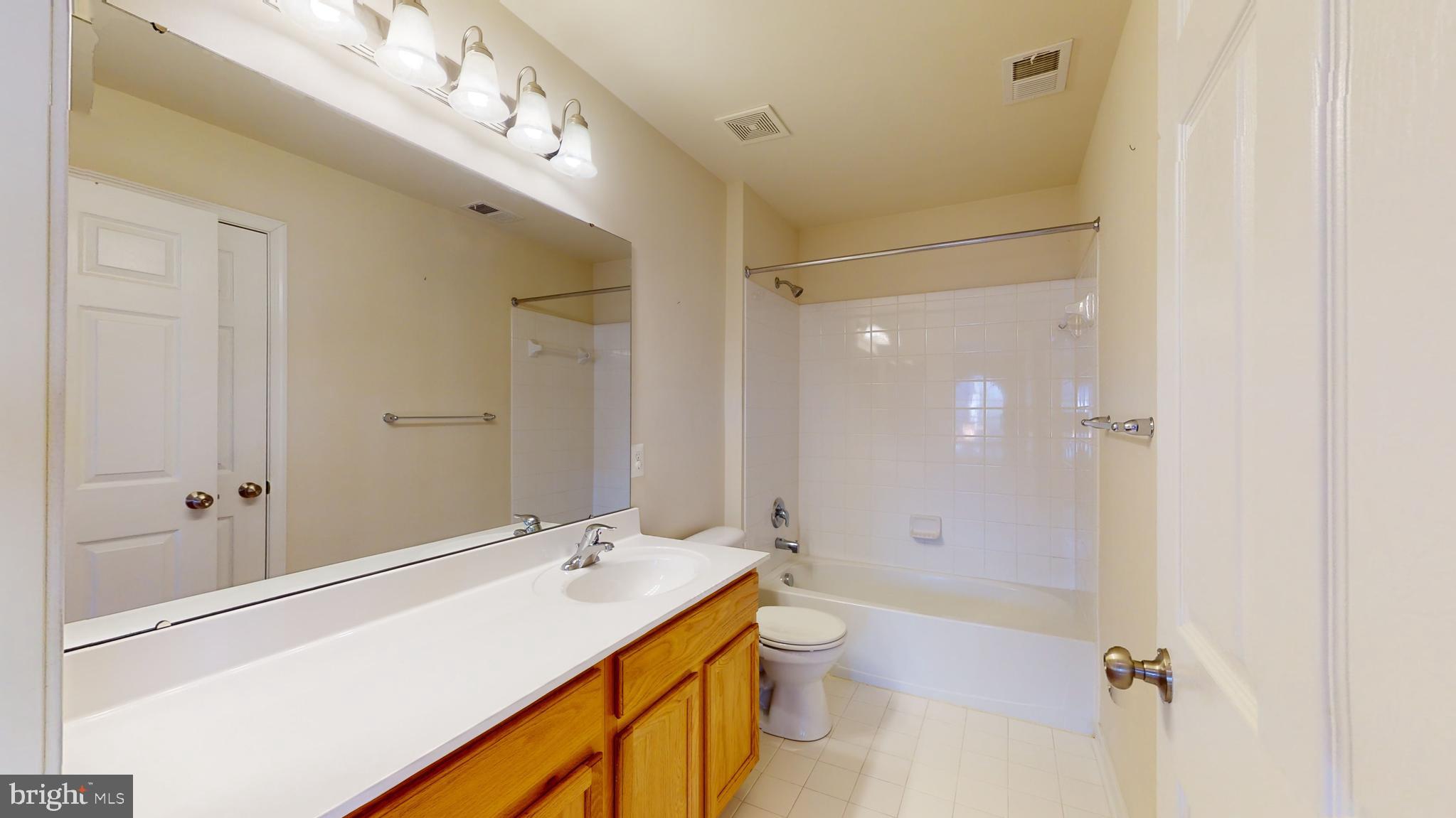 BRENTWOOD - Residential