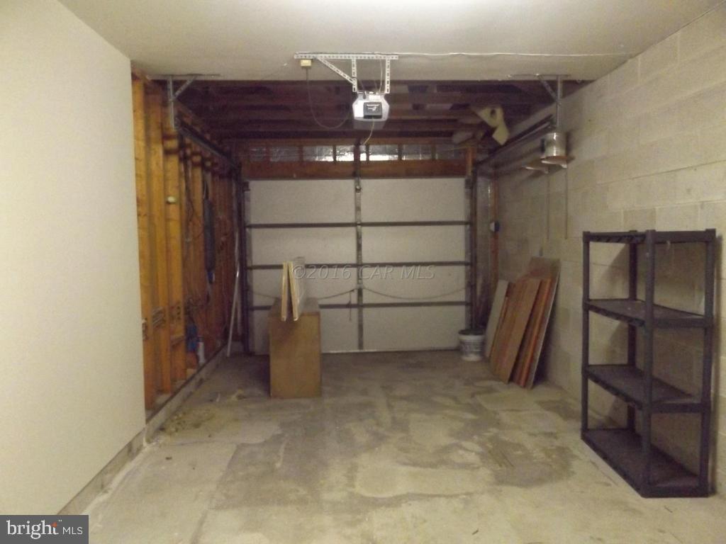 SPRING CHASE - Residential