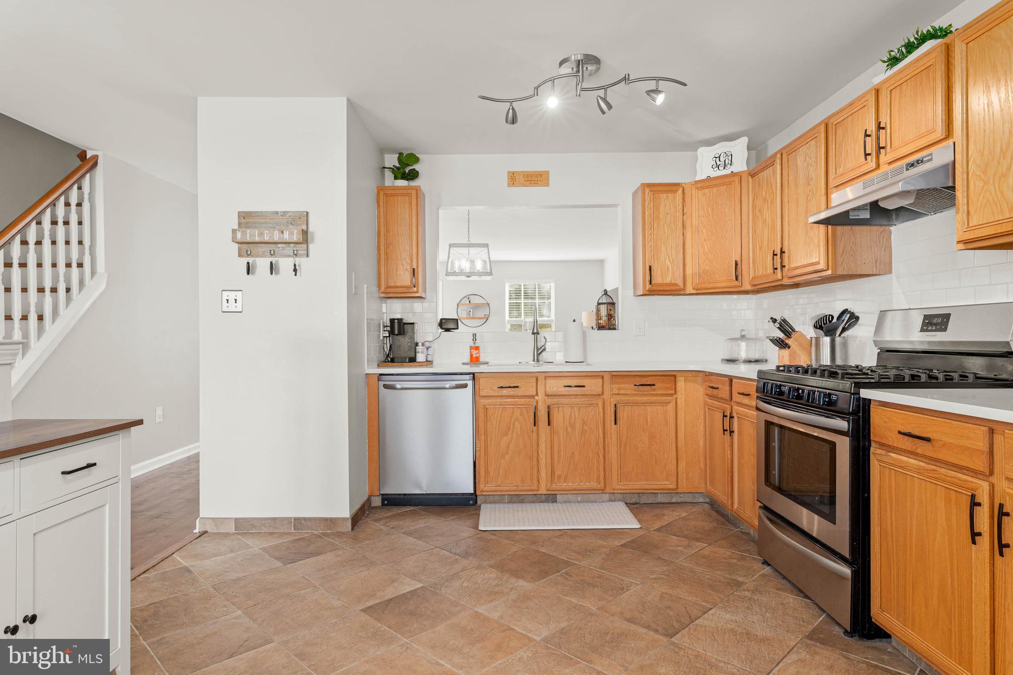 CHERRY TREE KNOLL - Residential