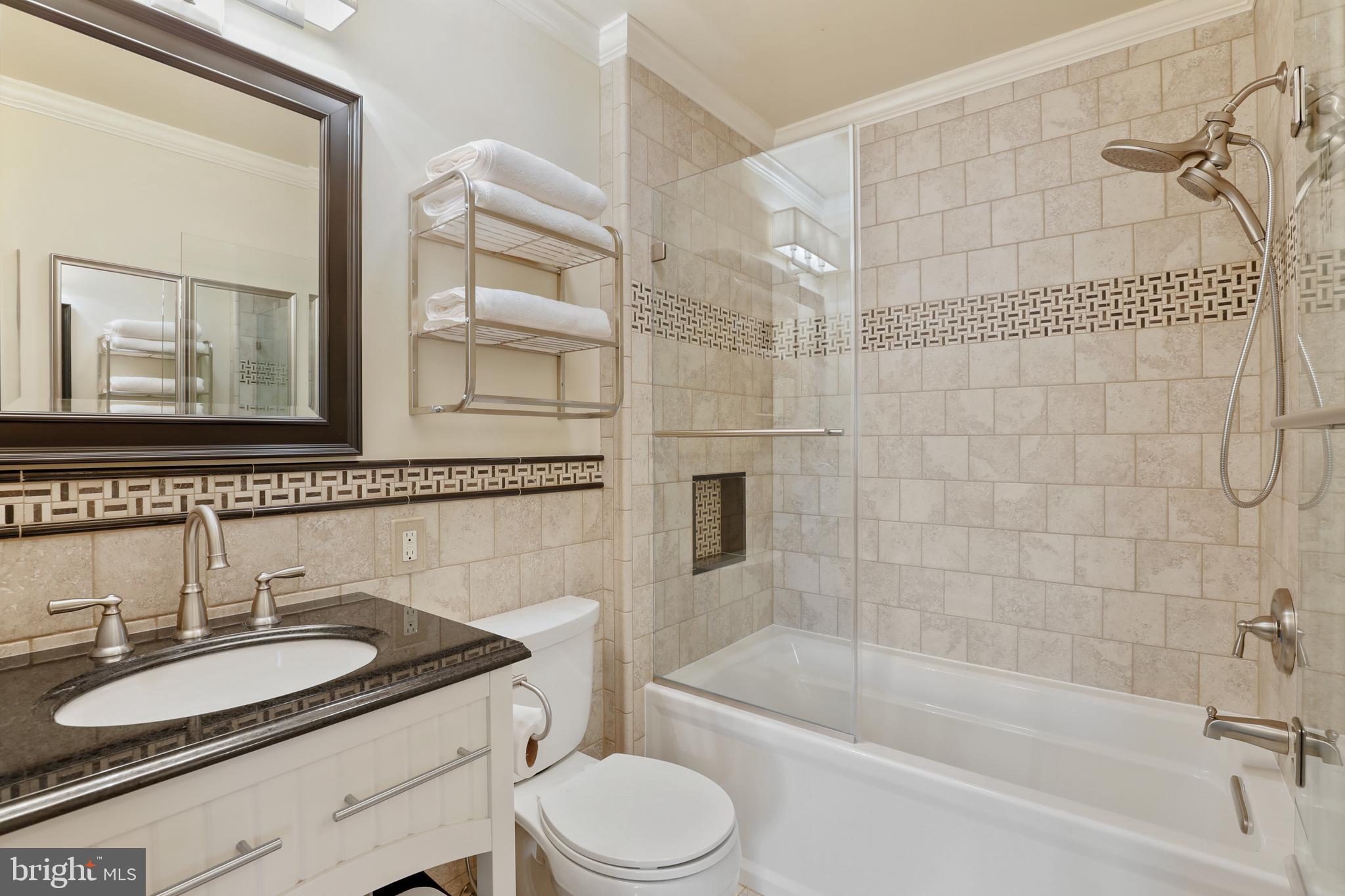 HAMPTON - Residential