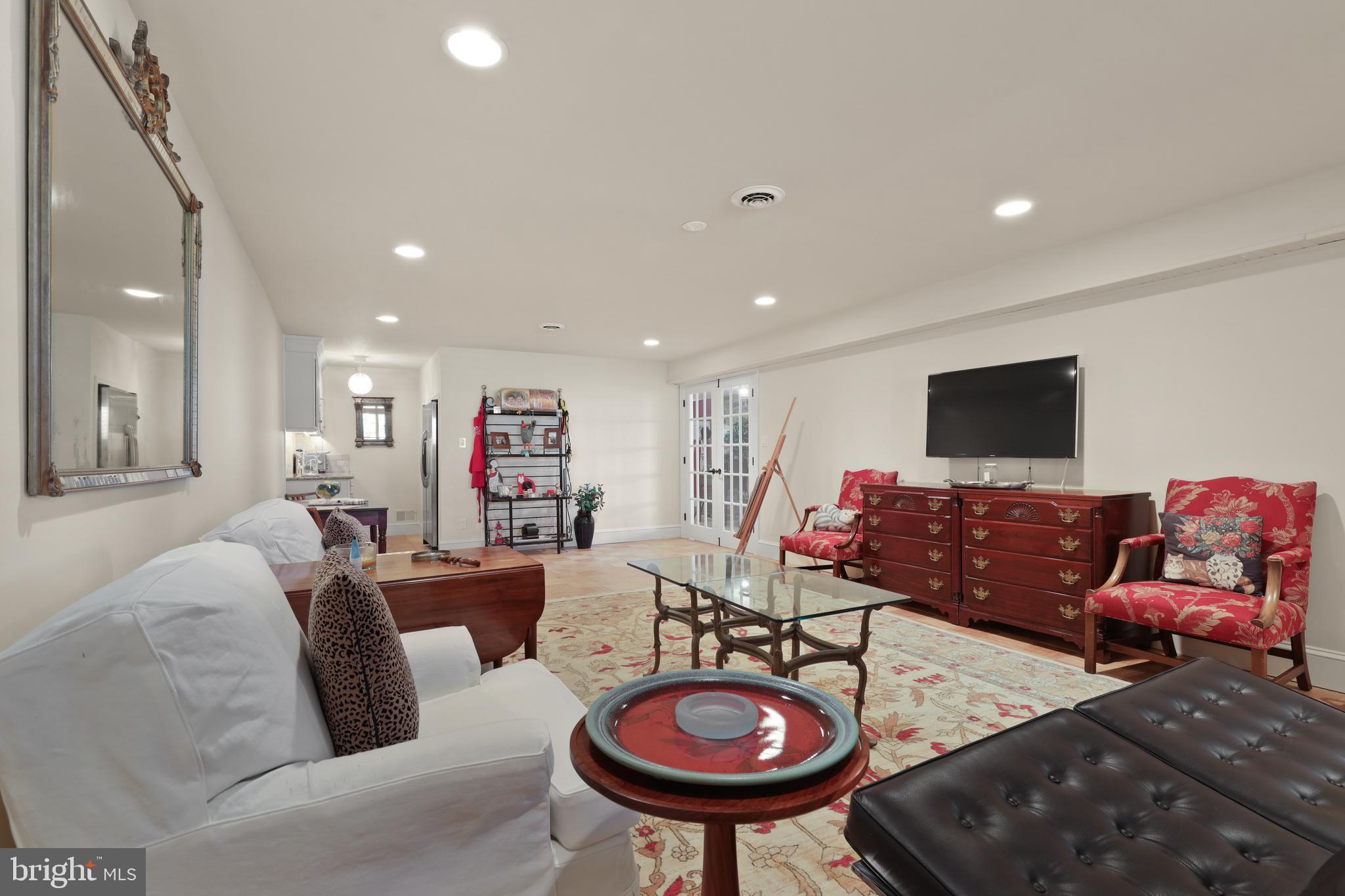 HAMPTON - Residential