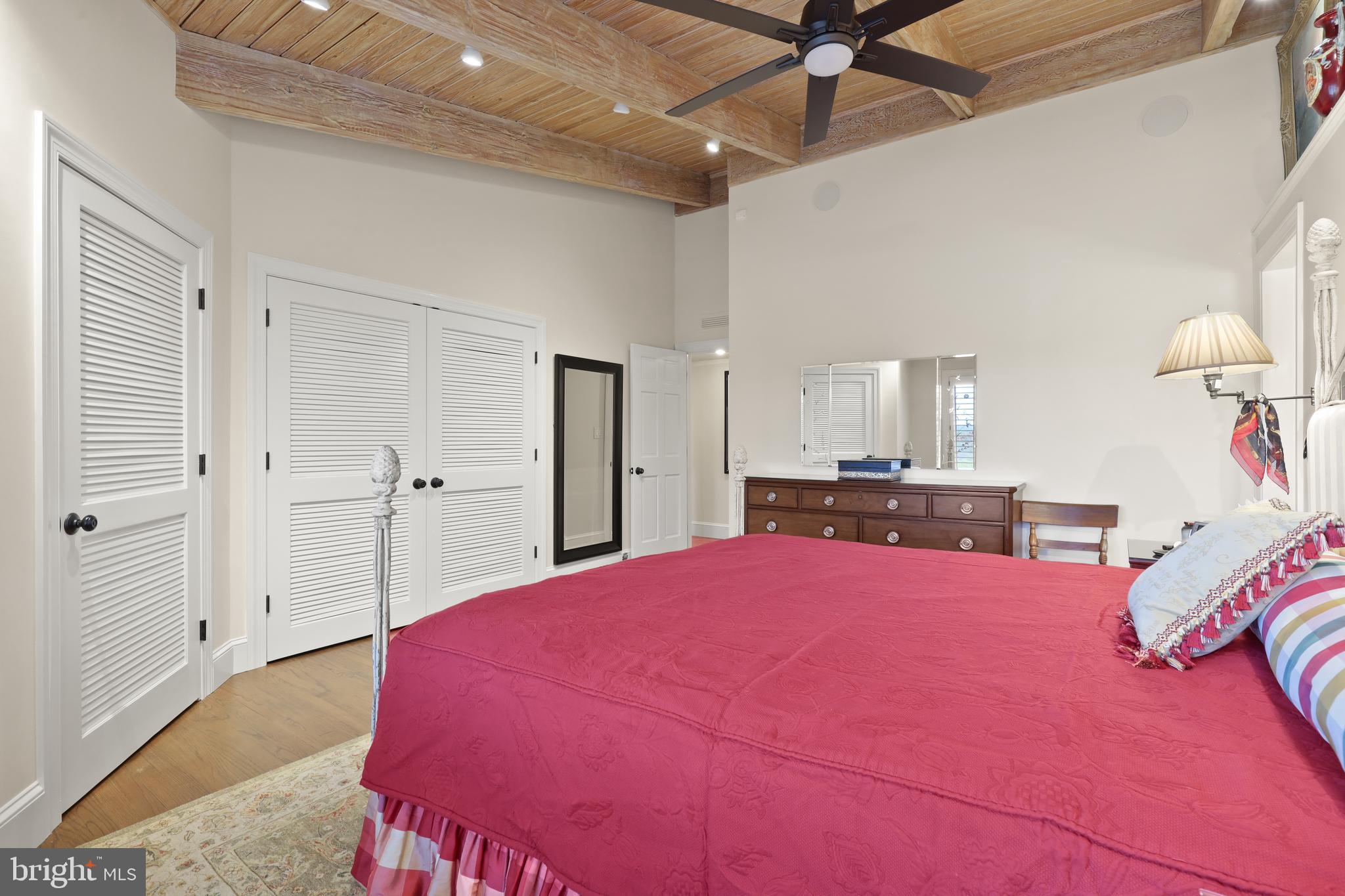 HAMPTON - Residential