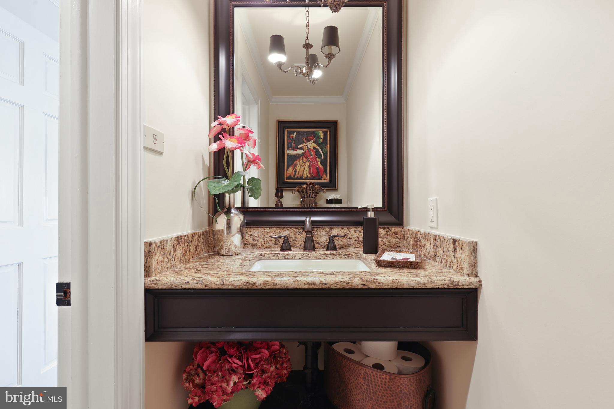 HAMPTON - Residential