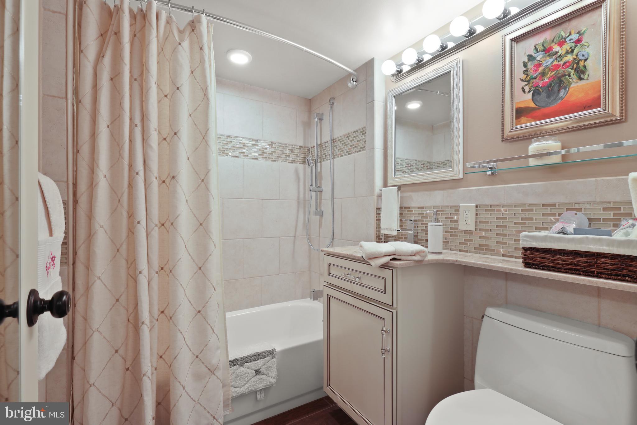 HAMPTON - Residential