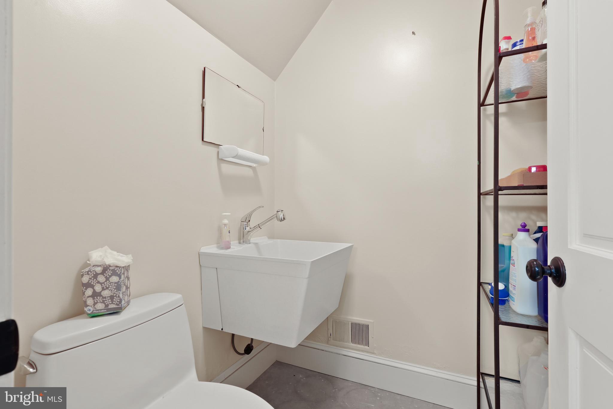 HAMPTON - Residential