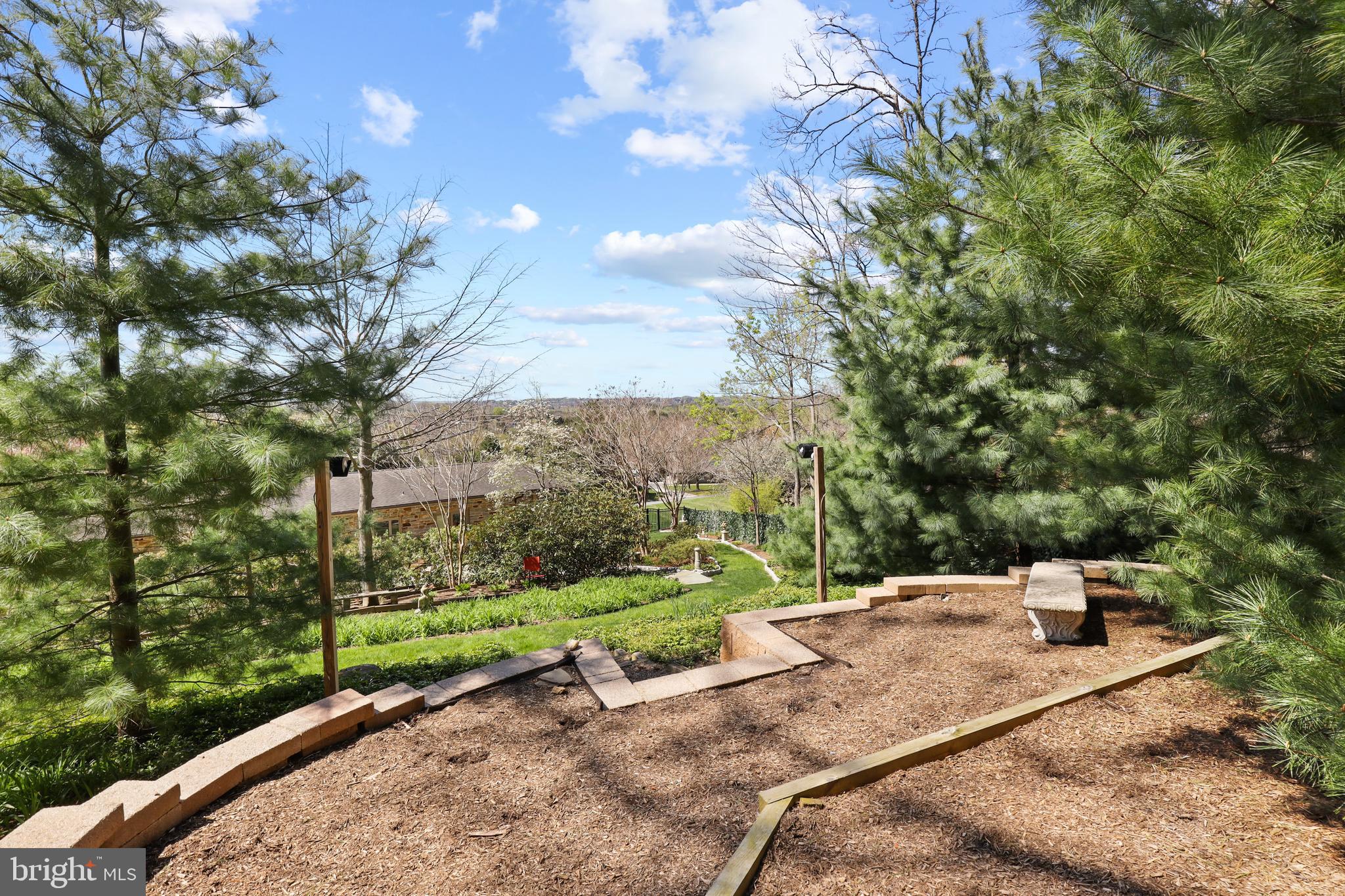 HAMPTON - Residential