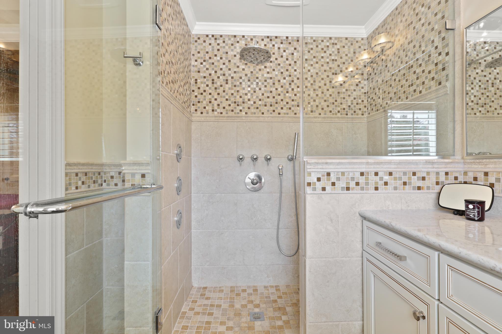 HAMPTON - Residential