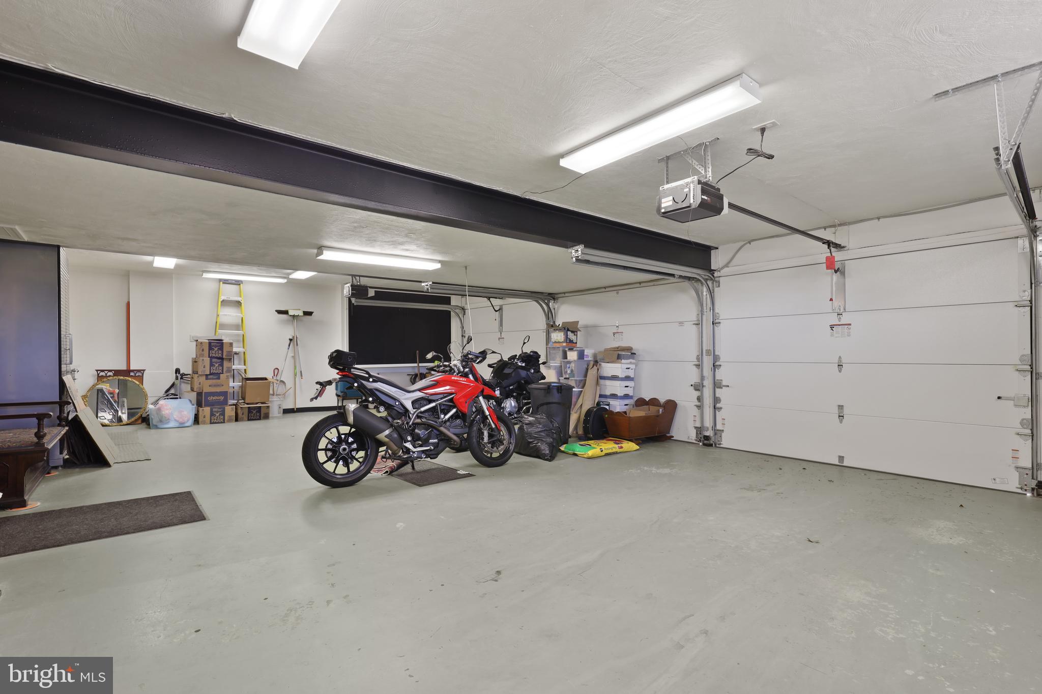 HAMPTON - Residential