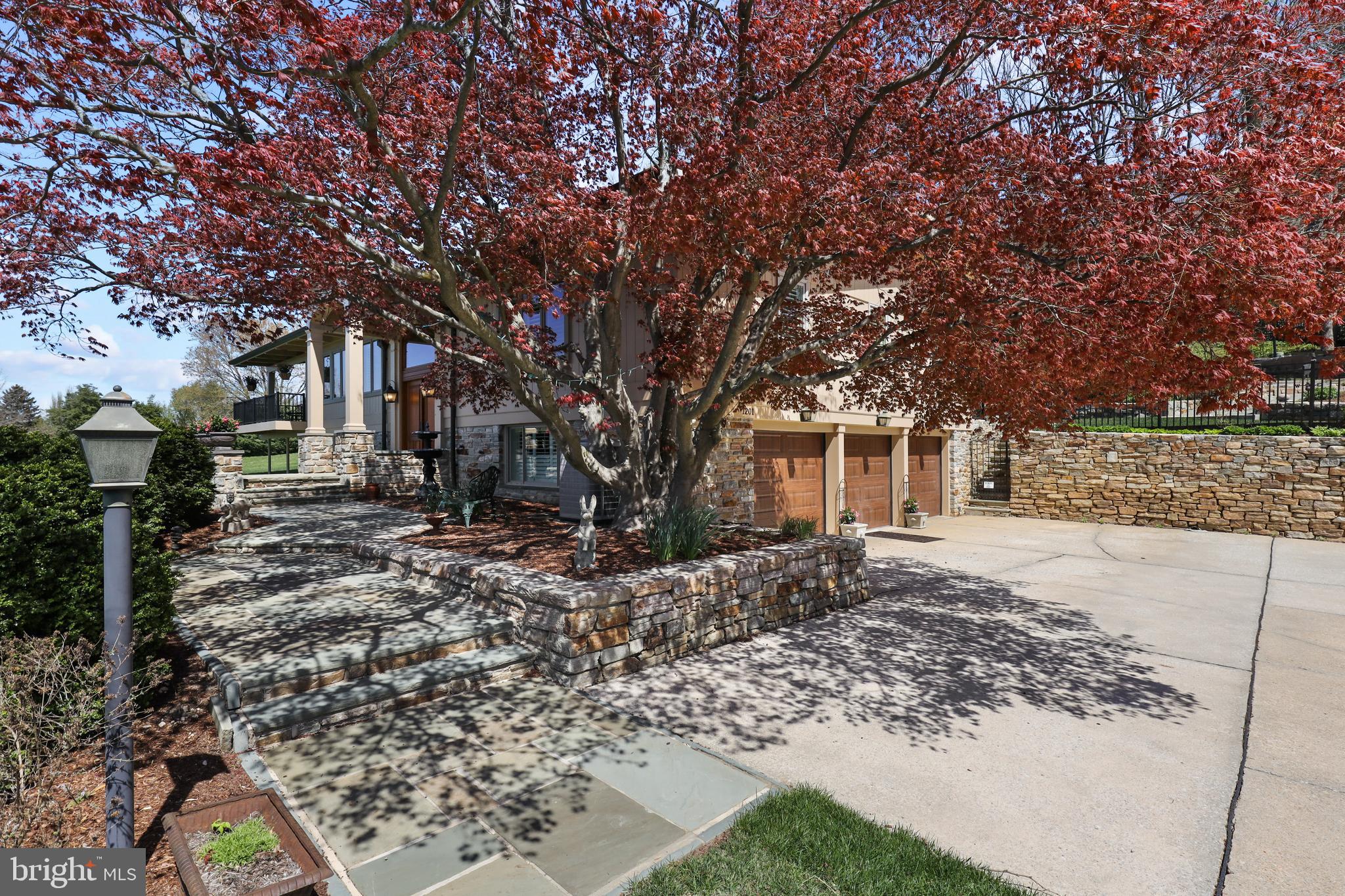 HAMPTON - Residential