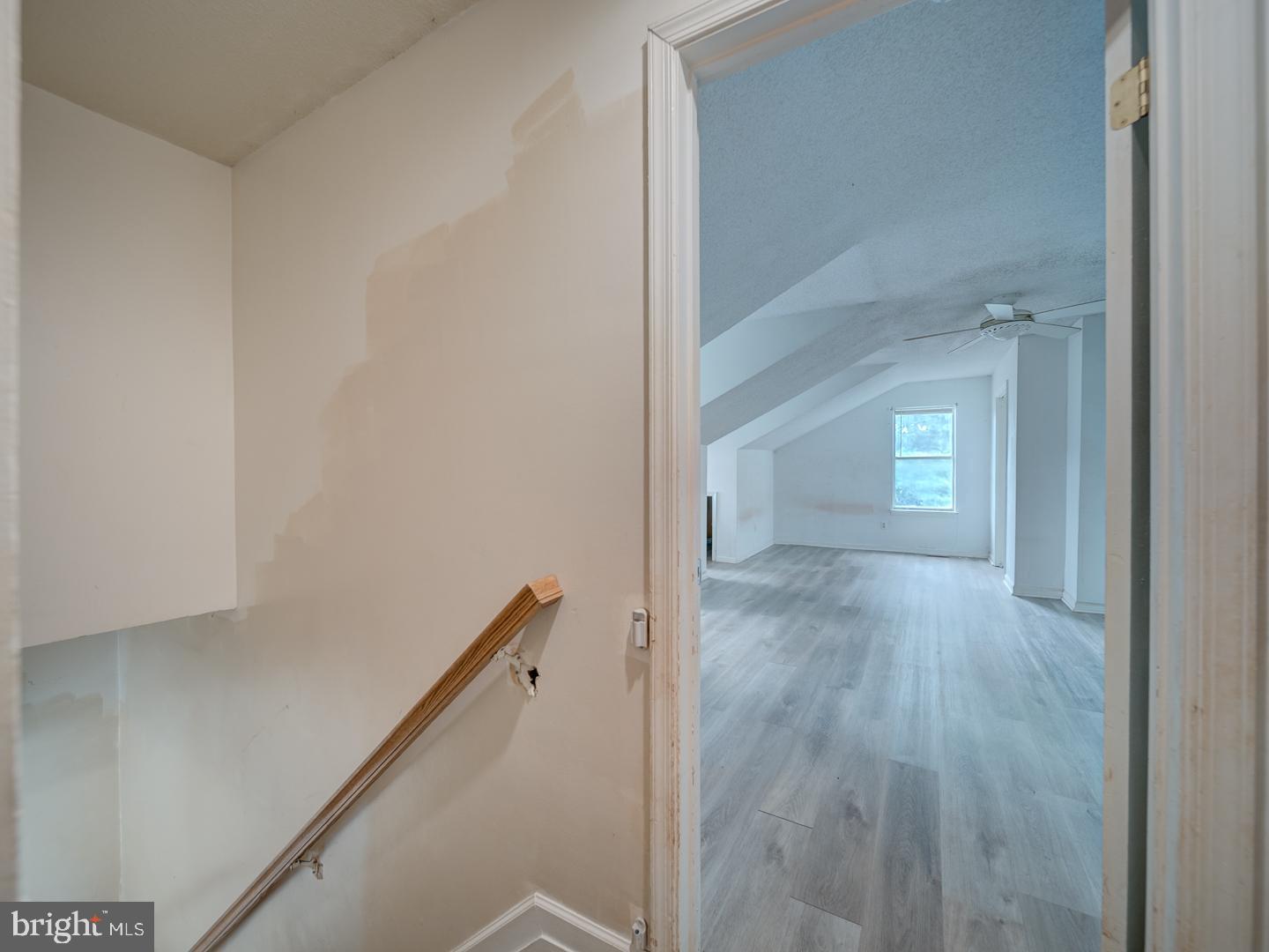 HIDDEN FIELDS - Residential