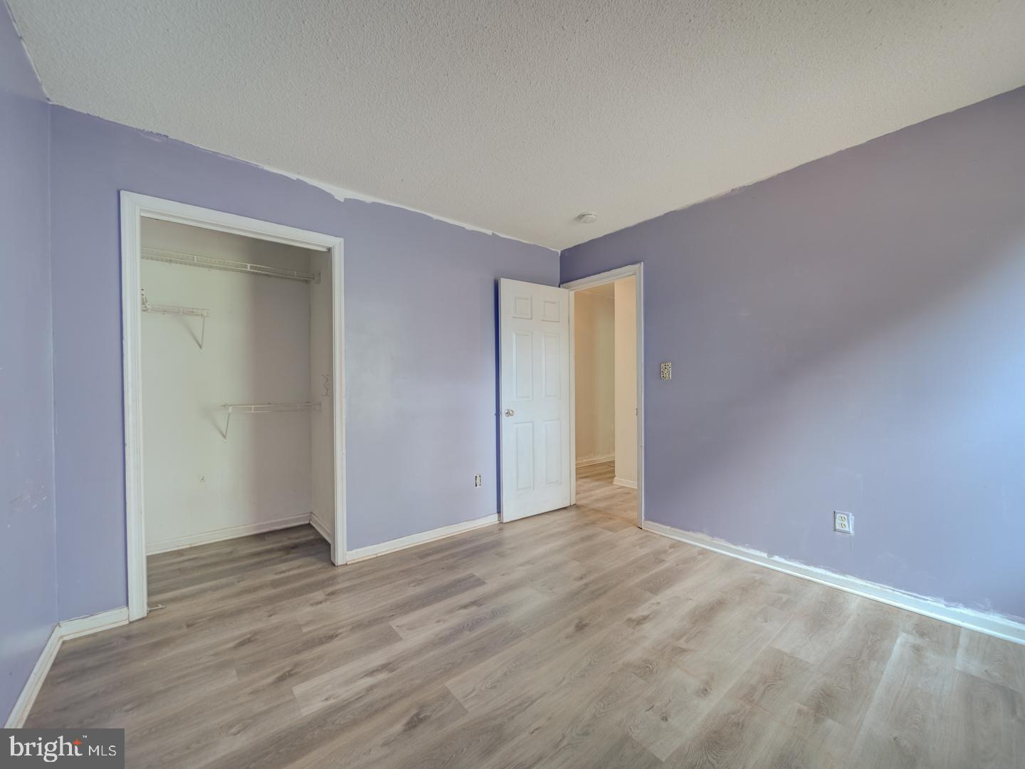 HIDDEN FIELDS - Residential