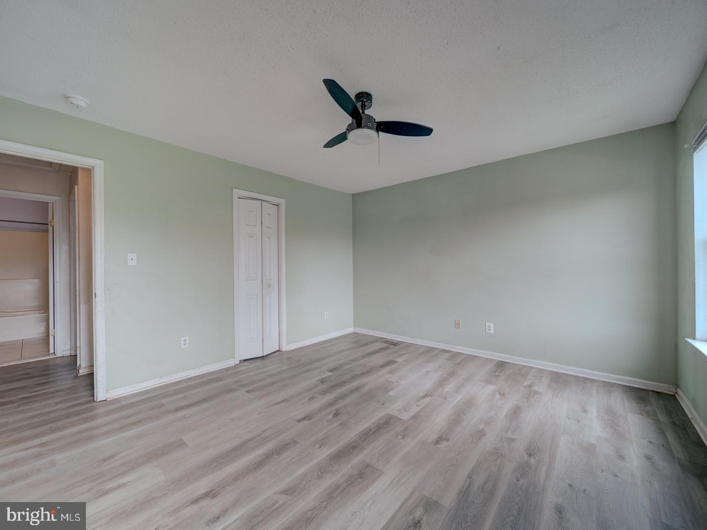 HIDDEN FIELDS - Residential