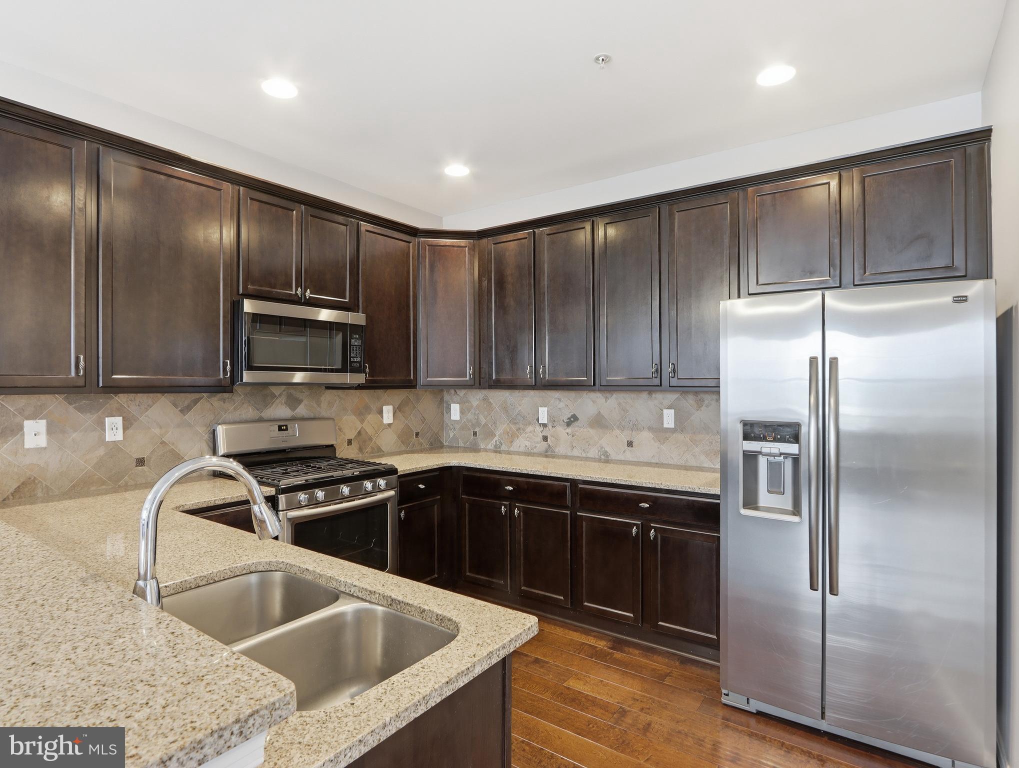 PEARMAN'S OVERLOOK - Residential