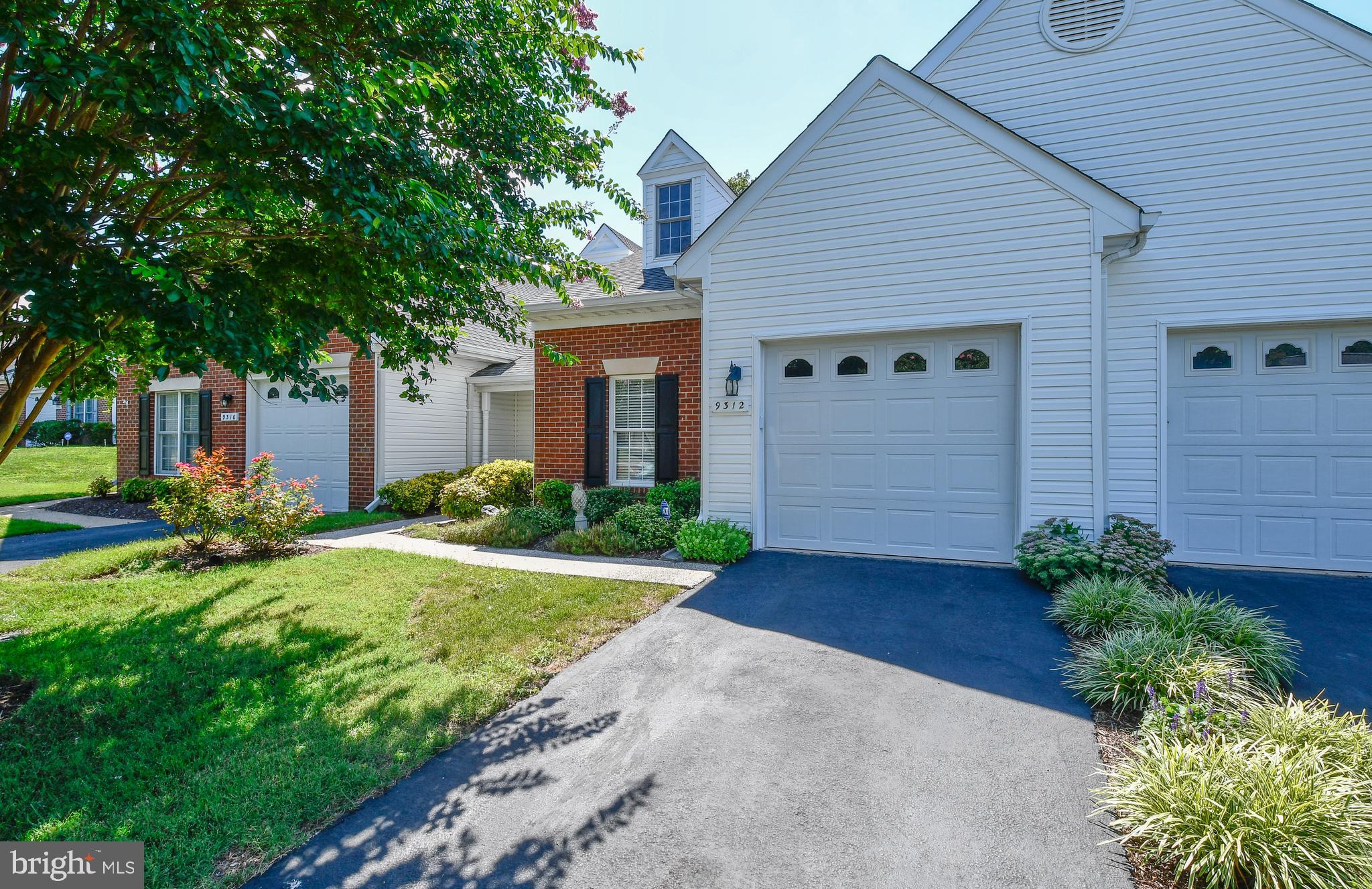 TURNBERRY WEST - Residential