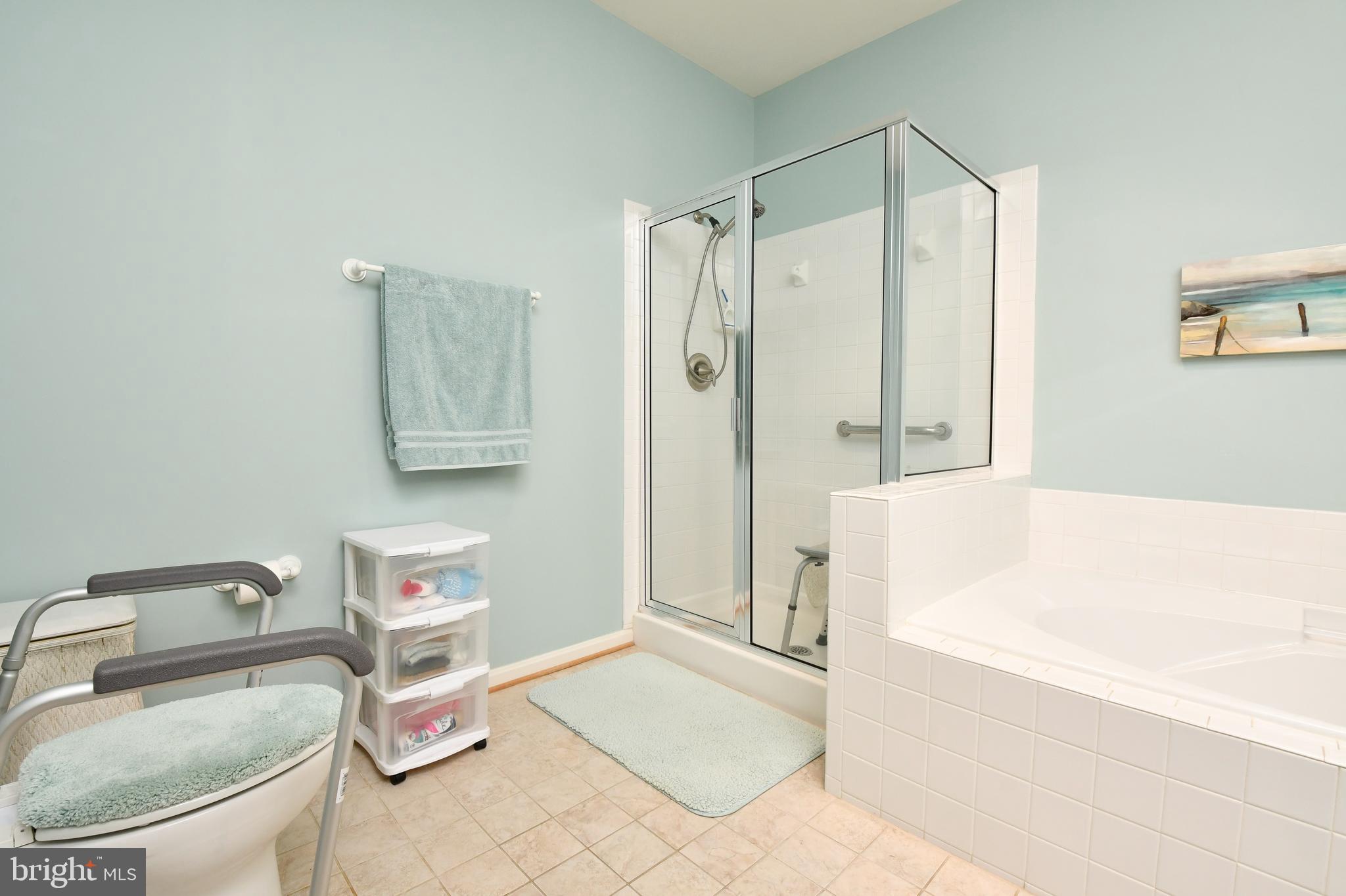 TURNBERRY WEST - Residential