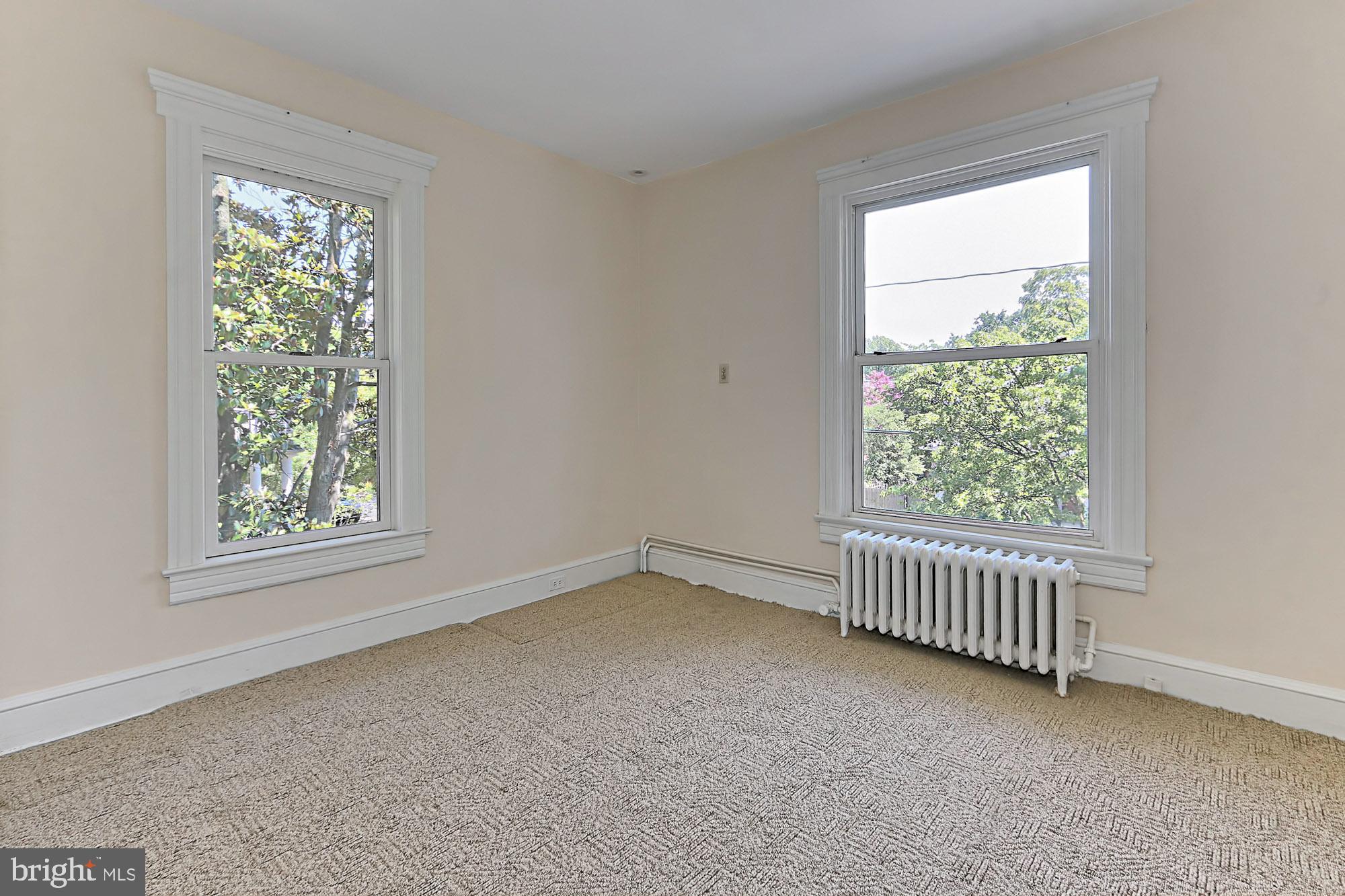 ASHTON HEIGHTS - Residential