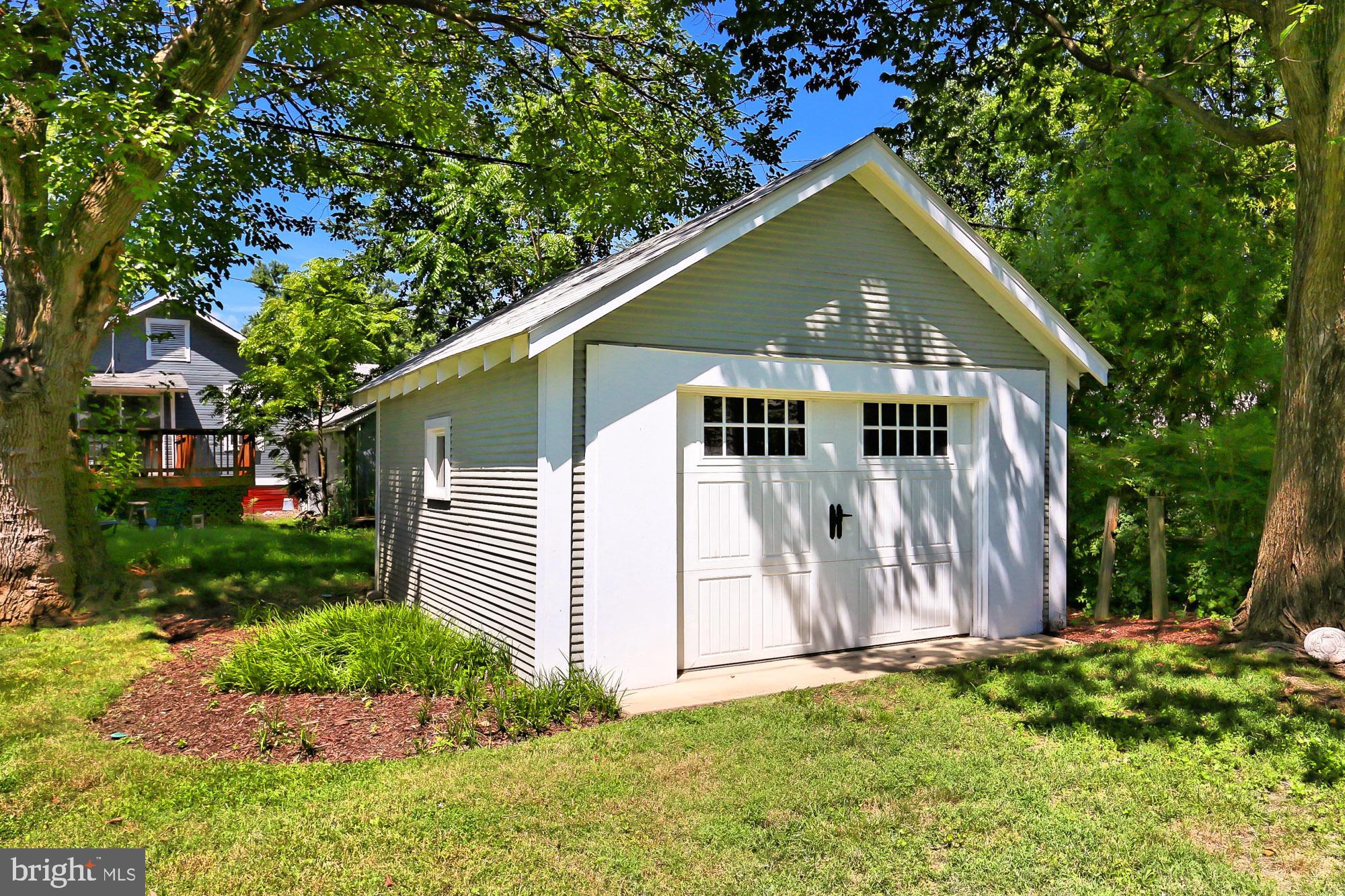 ASHTON HEIGHTS - Residential